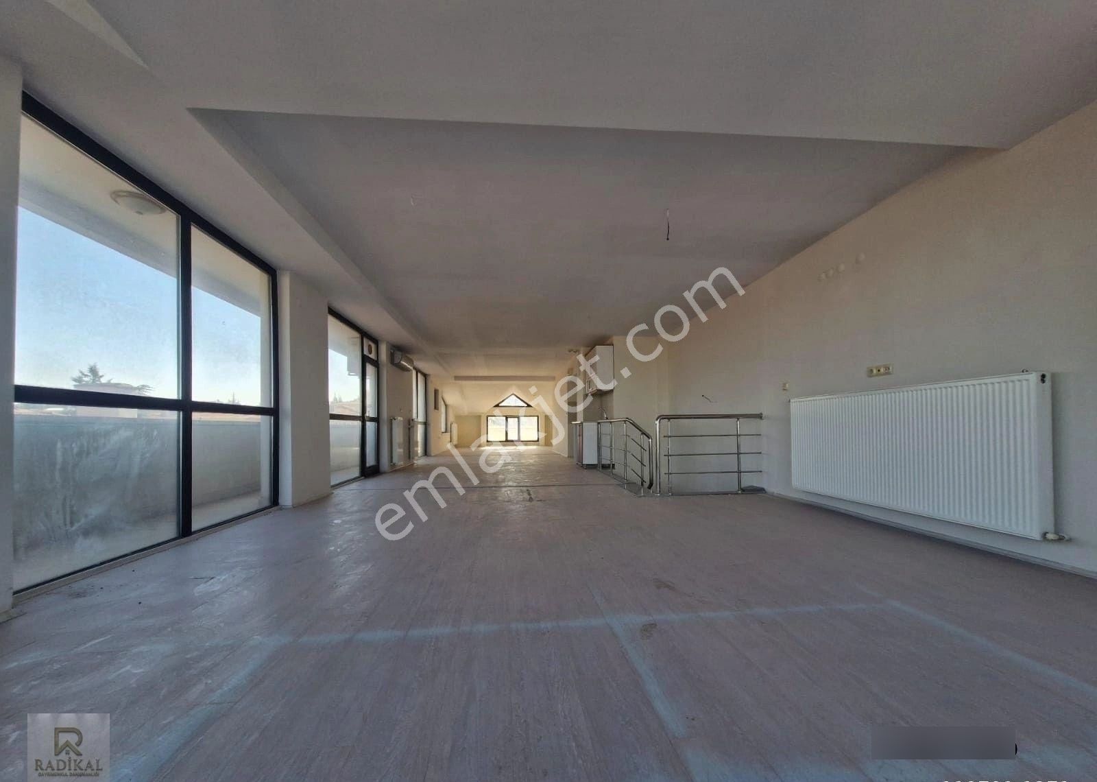 Çankaya Mahallesi Ebu Ziya Tevfik Sokak M2 Yüksek Emsalsiz Kiralık Ofis-büro..... - Görsel 31