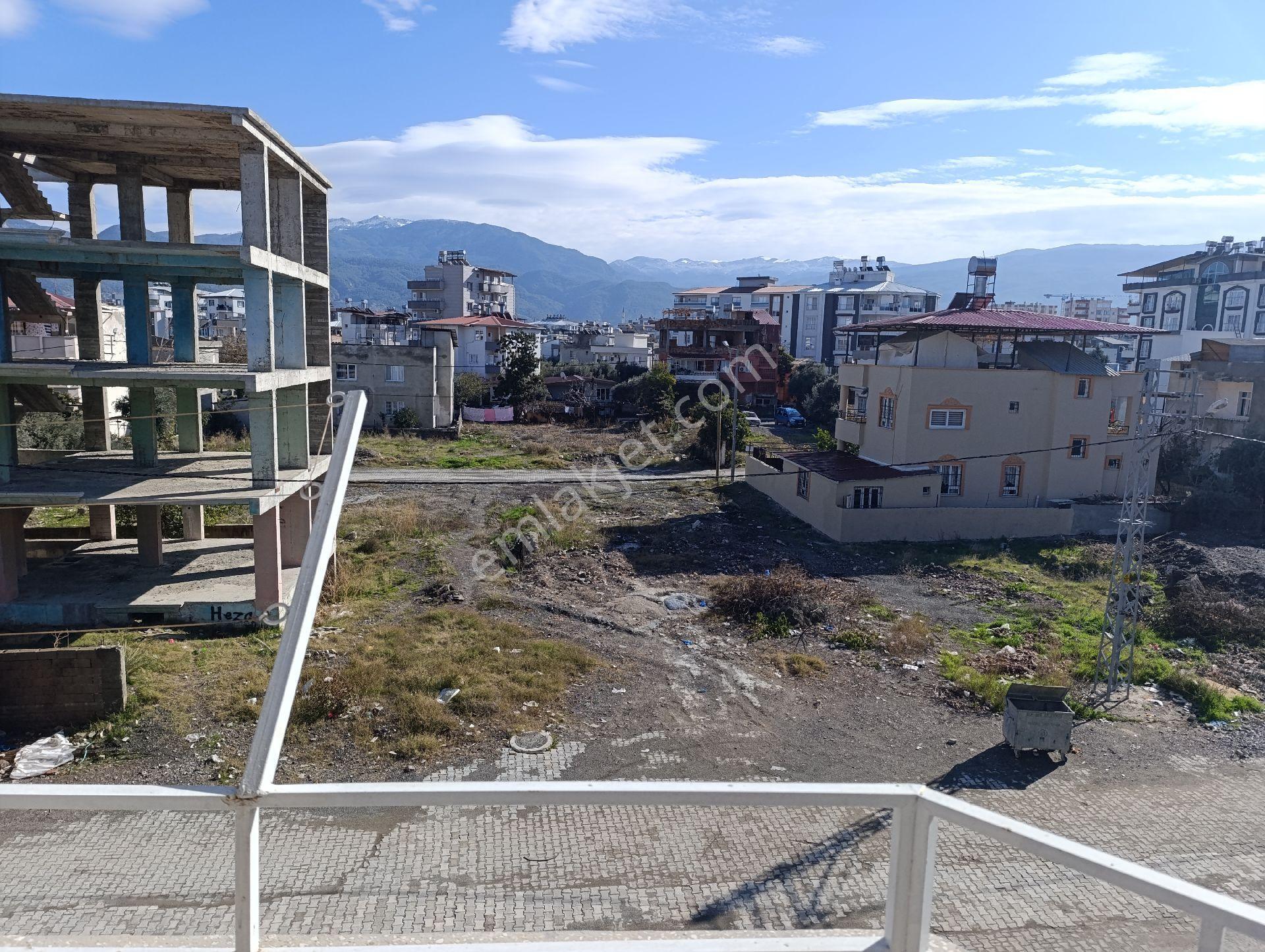 Salı Pazarı Yolu, Yalçın Market'in Arkası Merkezii Lokasyon. Arsa Payı Yüksek.4+1 - Görsel 17