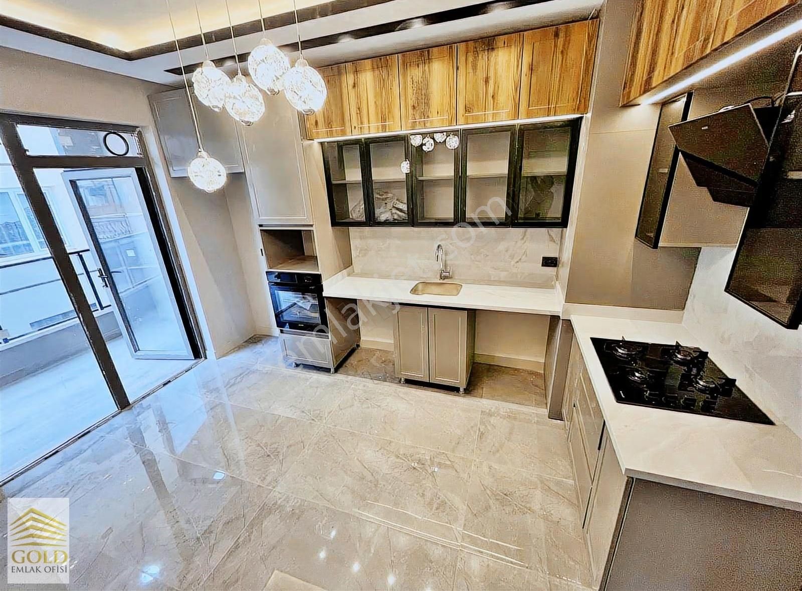 Etlik Bağcı Cad Yakını G.odalı E. Banyolu Lüks Satılık 2+1 Daire