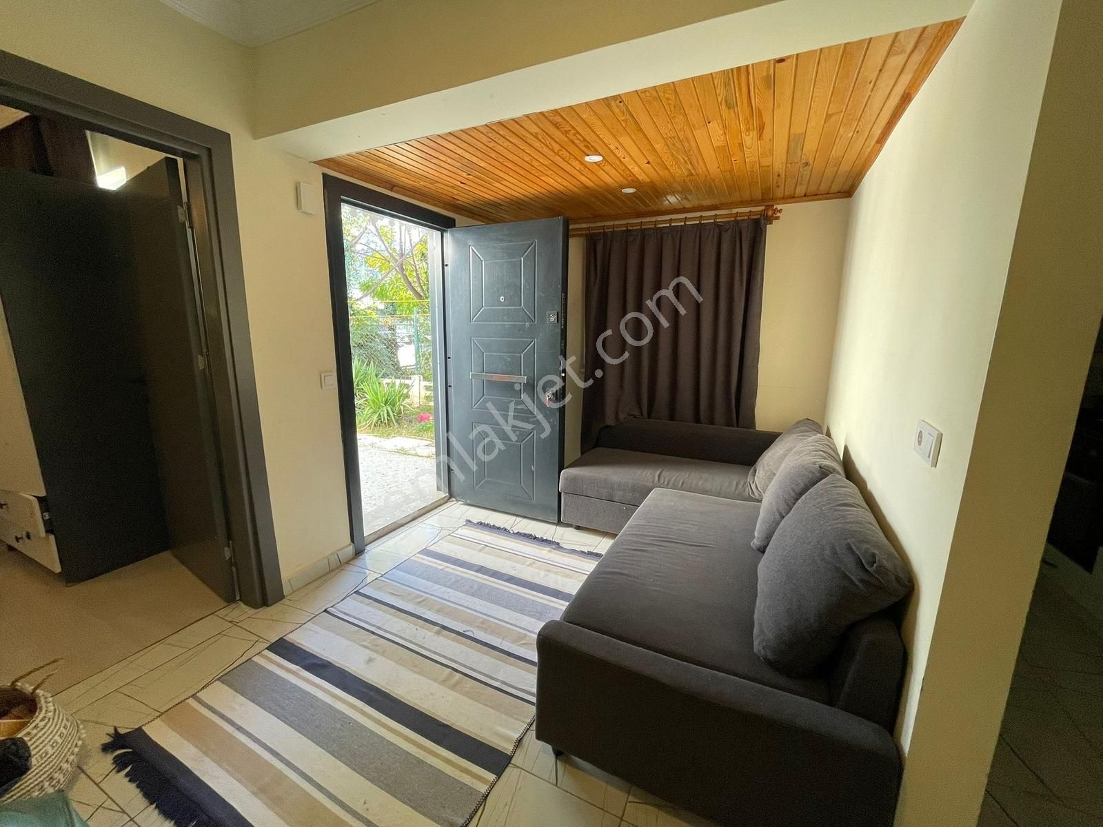 Yılın Son Fırsatı Kemer'de Denize 200m Satılık Villa - Görsel 8