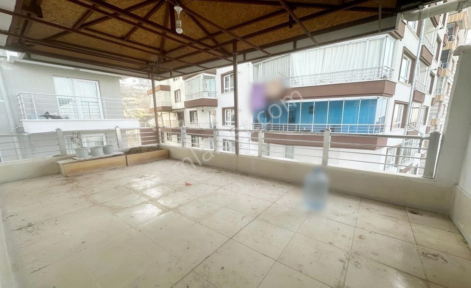 Yüzme Havuzu Karşısında Otobüs Durağı Yanın'da Cadde Üstü Dublex - Görsel 7