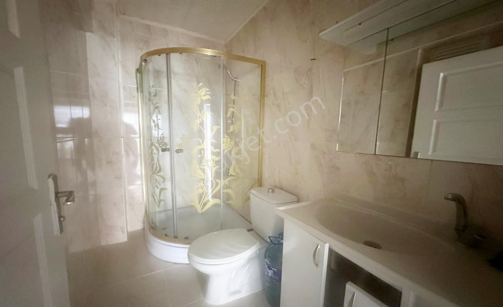 Yüzme Havuzu Karşısında Otobüs Durağı Yanın'da Cadde Üstü Dublex - Görsel 20