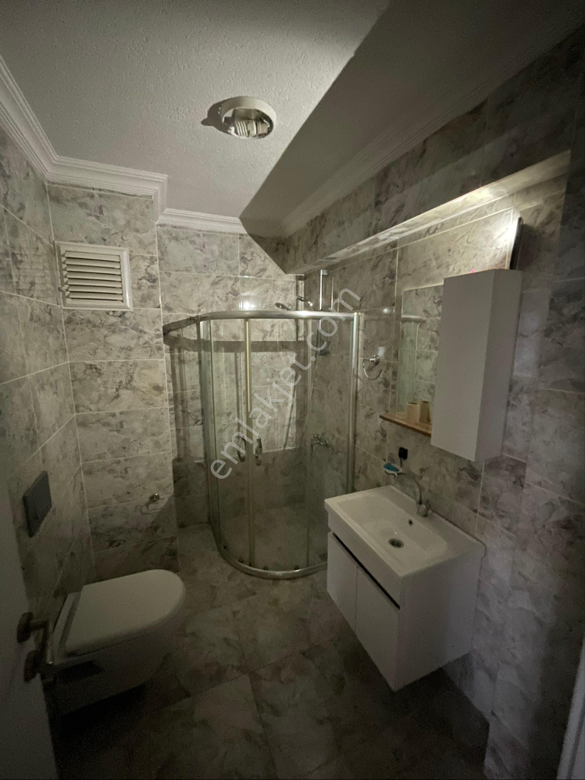 Emlakçe G Y M’den Hanlı Mahallesinde Kiralık 2+1 Daire - Görsel 9