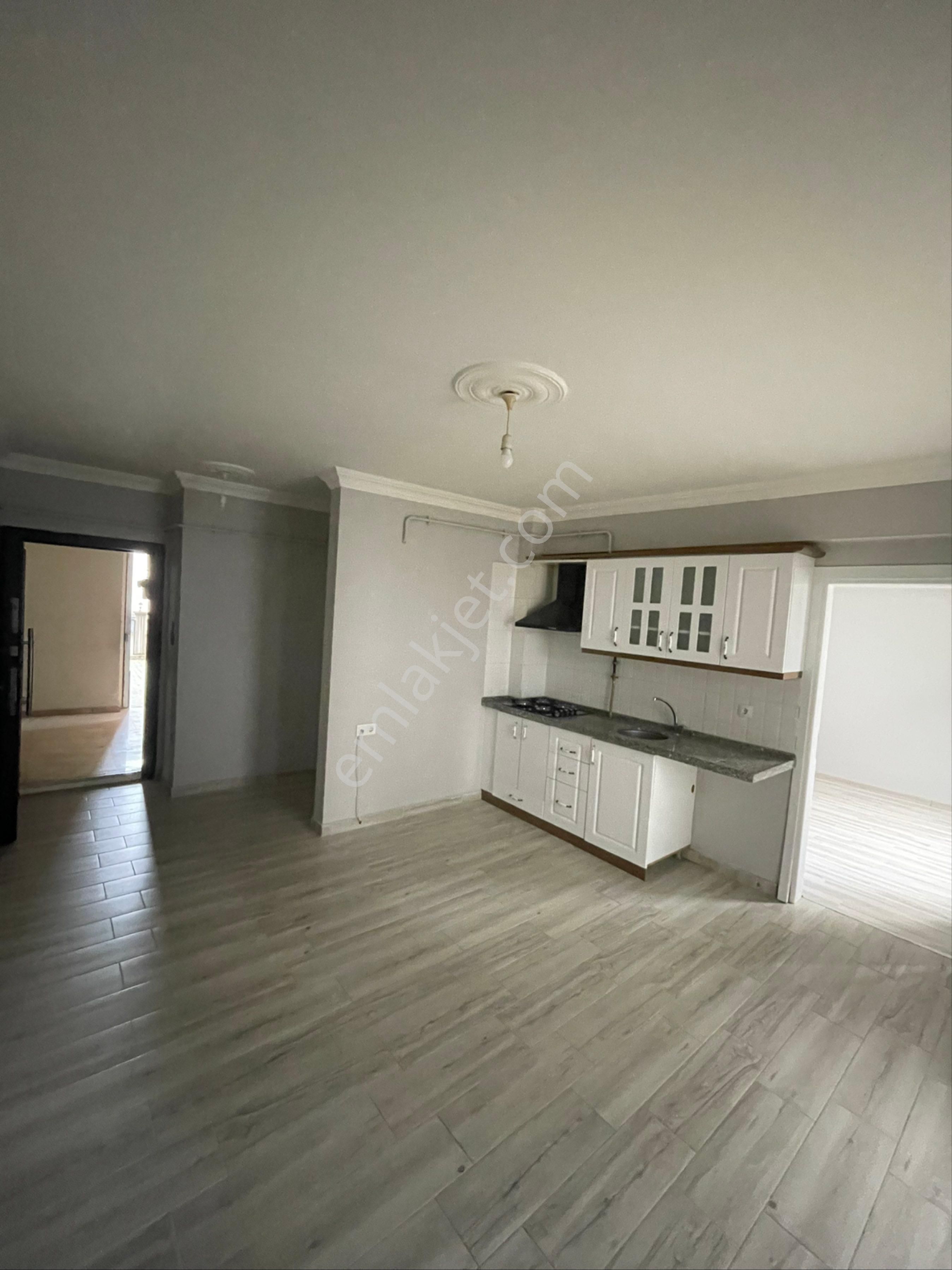 Emlakçe G Y M’den Hanlı Mahallesinde Kiralık 2+1 Daire