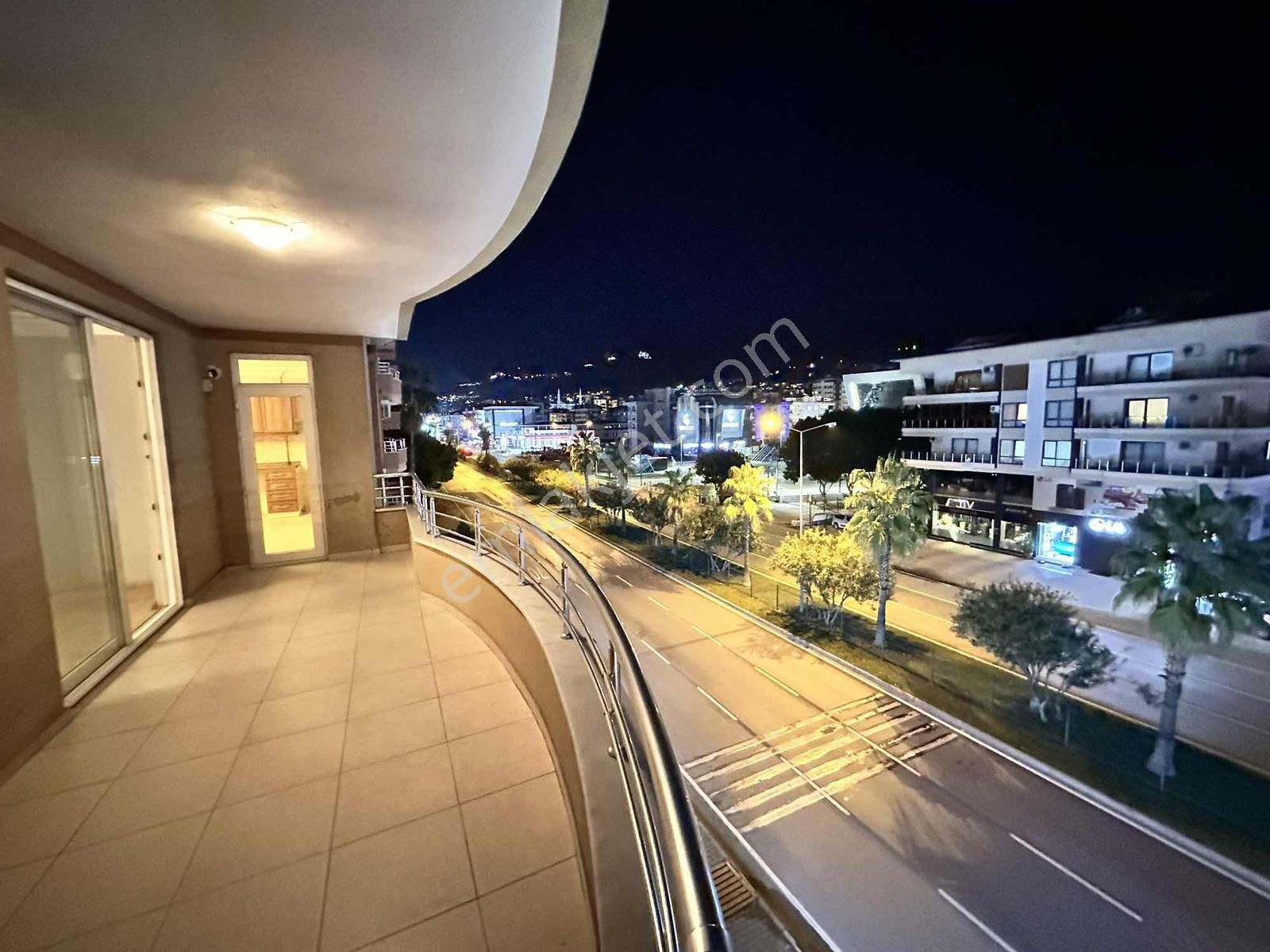 Alanya Oba Mahallesi Kiralık 3+1 Daire