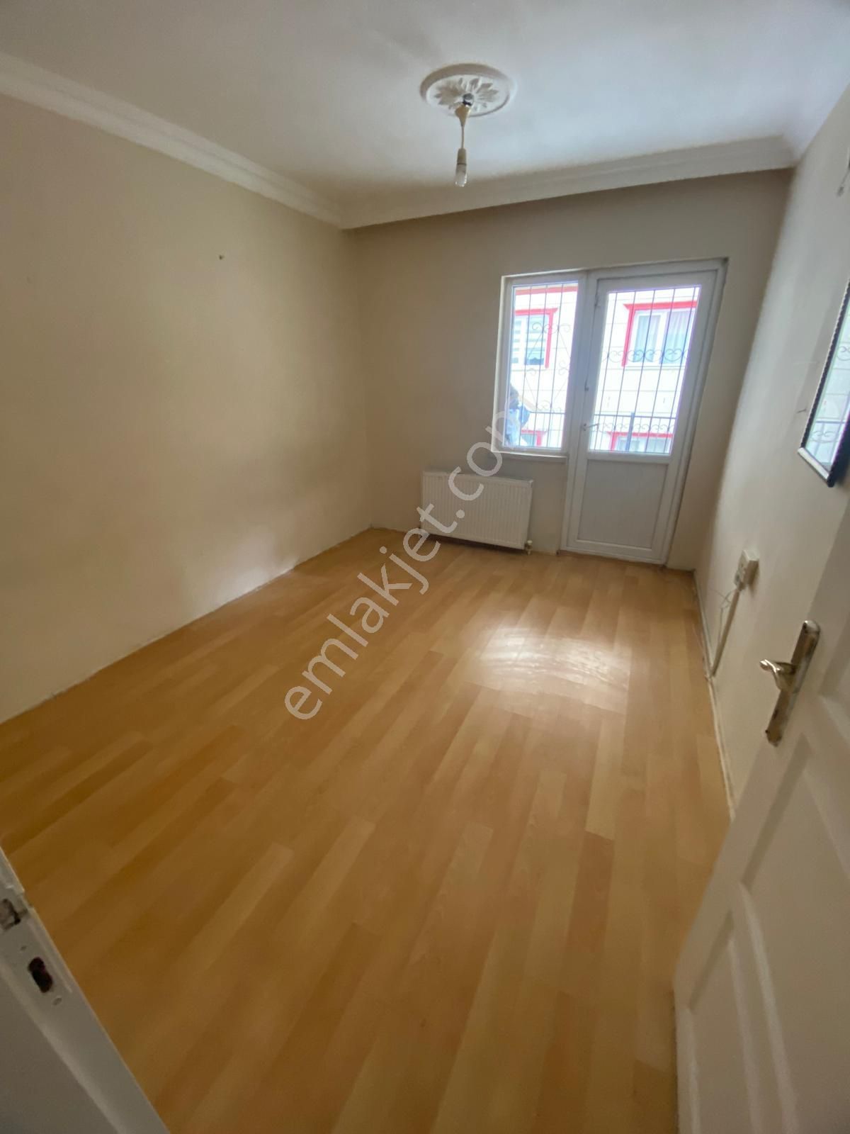 Alsancak Mahallesinde Ebeveyn Banyolu 3+1 Geniş Kullanışlı Bahçe Katı Satılık Daire - Görsel 22