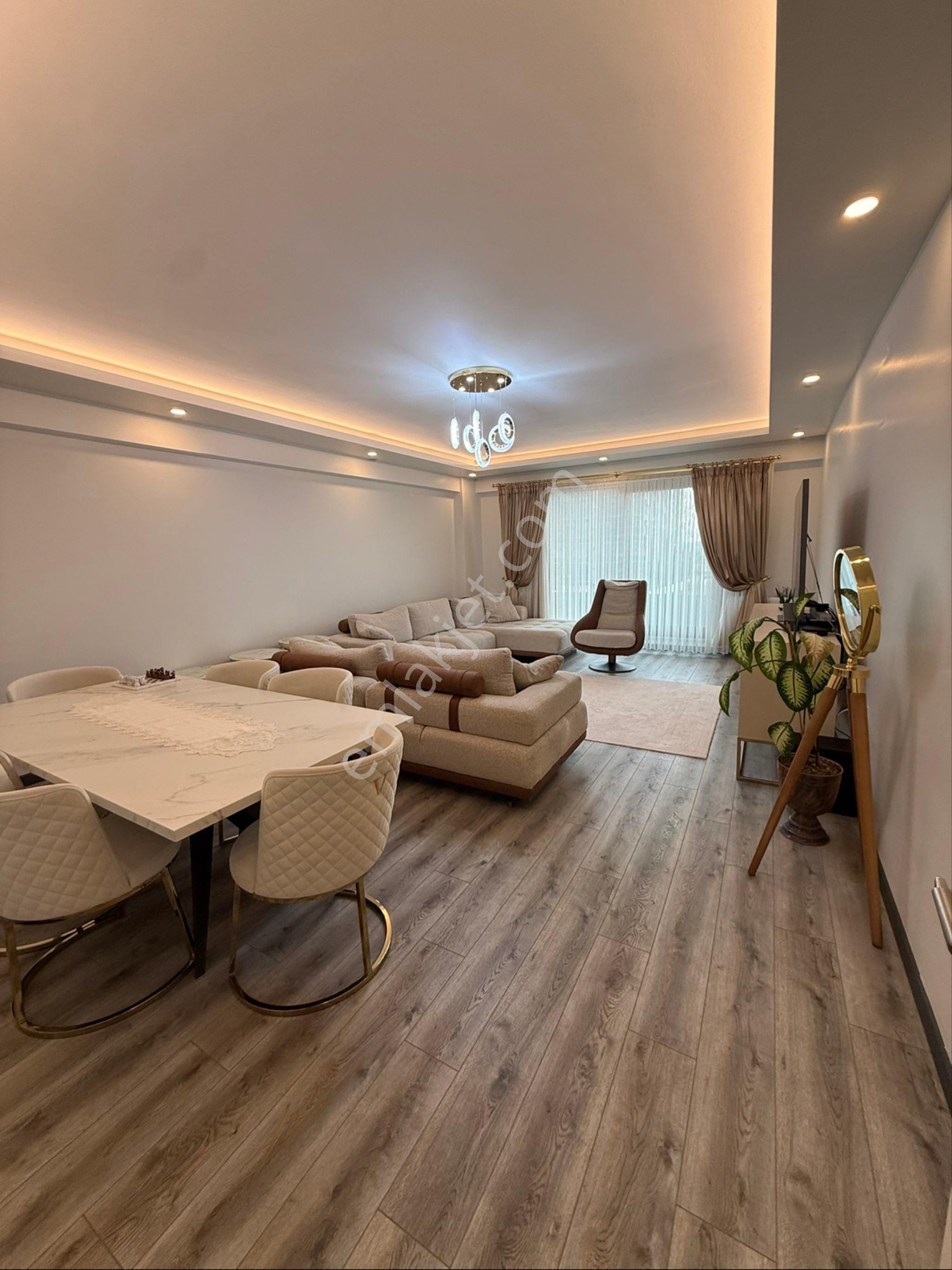 Çerkezköy Cumhuriyet Tepe Mevkii 4+1 Ultra Lüks Havuz Cephe - Görsel 7