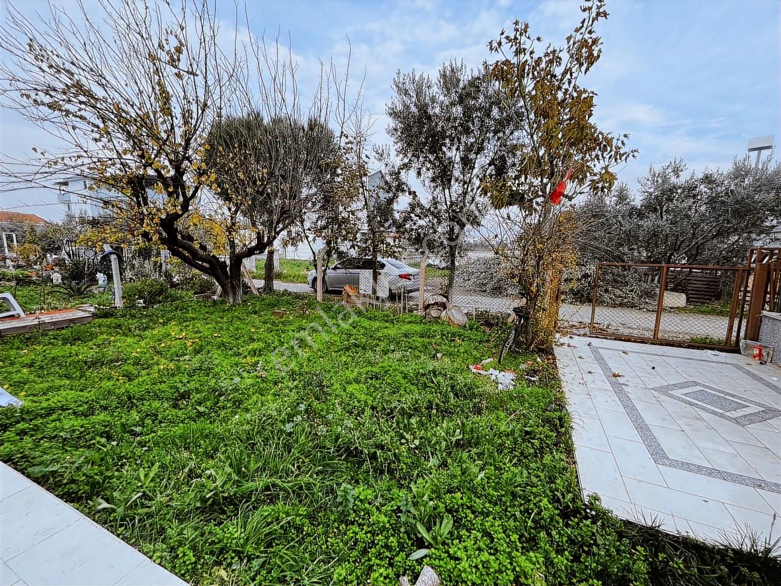 Borsem'den Salihleraltı'nda Denize 400m 5+1 Tripleks Villa - Görsel 2