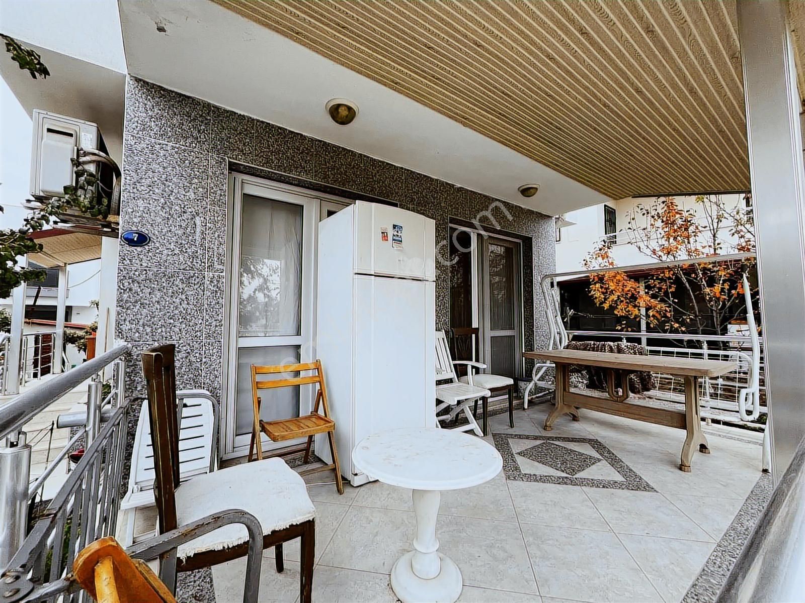 Borsem'den Salihleraltı'nda Denize 400m 5+1 Tripleks Villa - Görsel 8