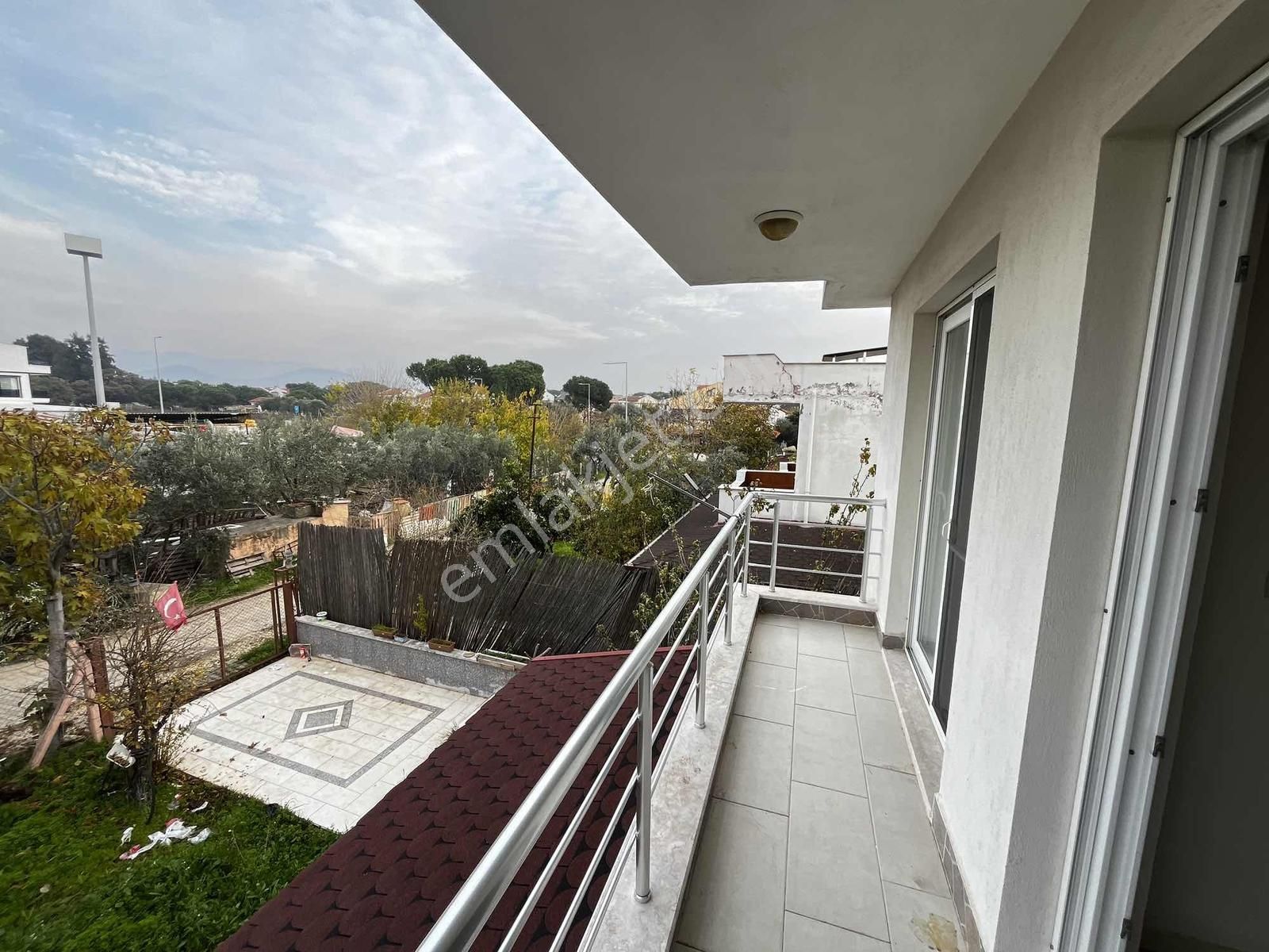 Borsem'den Salihleraltı'nda Denize 400m 5+1 Tripleks Villa - Görsel 23