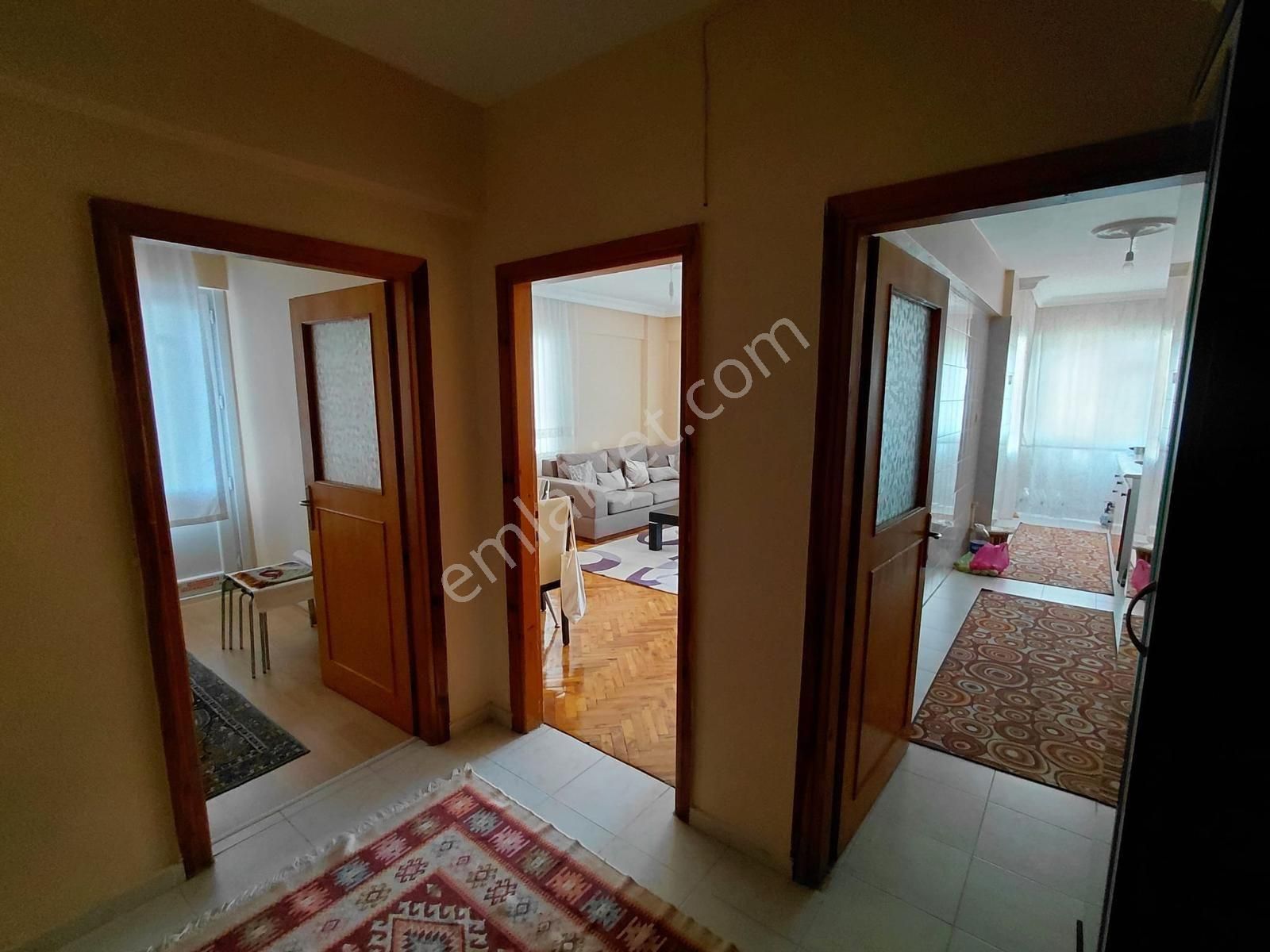 Yalova Çınarcık Harmanlarda Mah Site İcinde 2+1 Denize Ve İdoya Ya 200metre Mesafede Satıli - Görsel 6