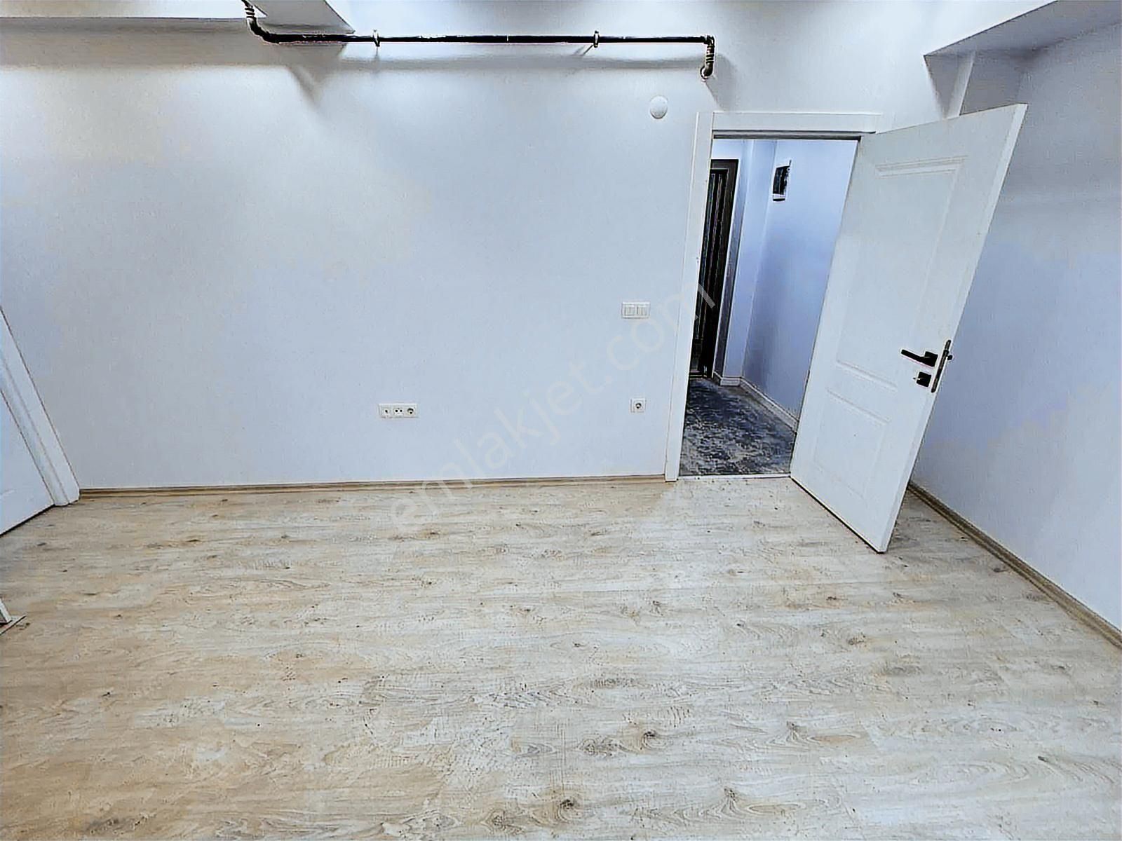 Talatpaşa Caddesi Üzerinde Yeni Binada Kiralık 1+1 Ofis Büro - Görsel 8
