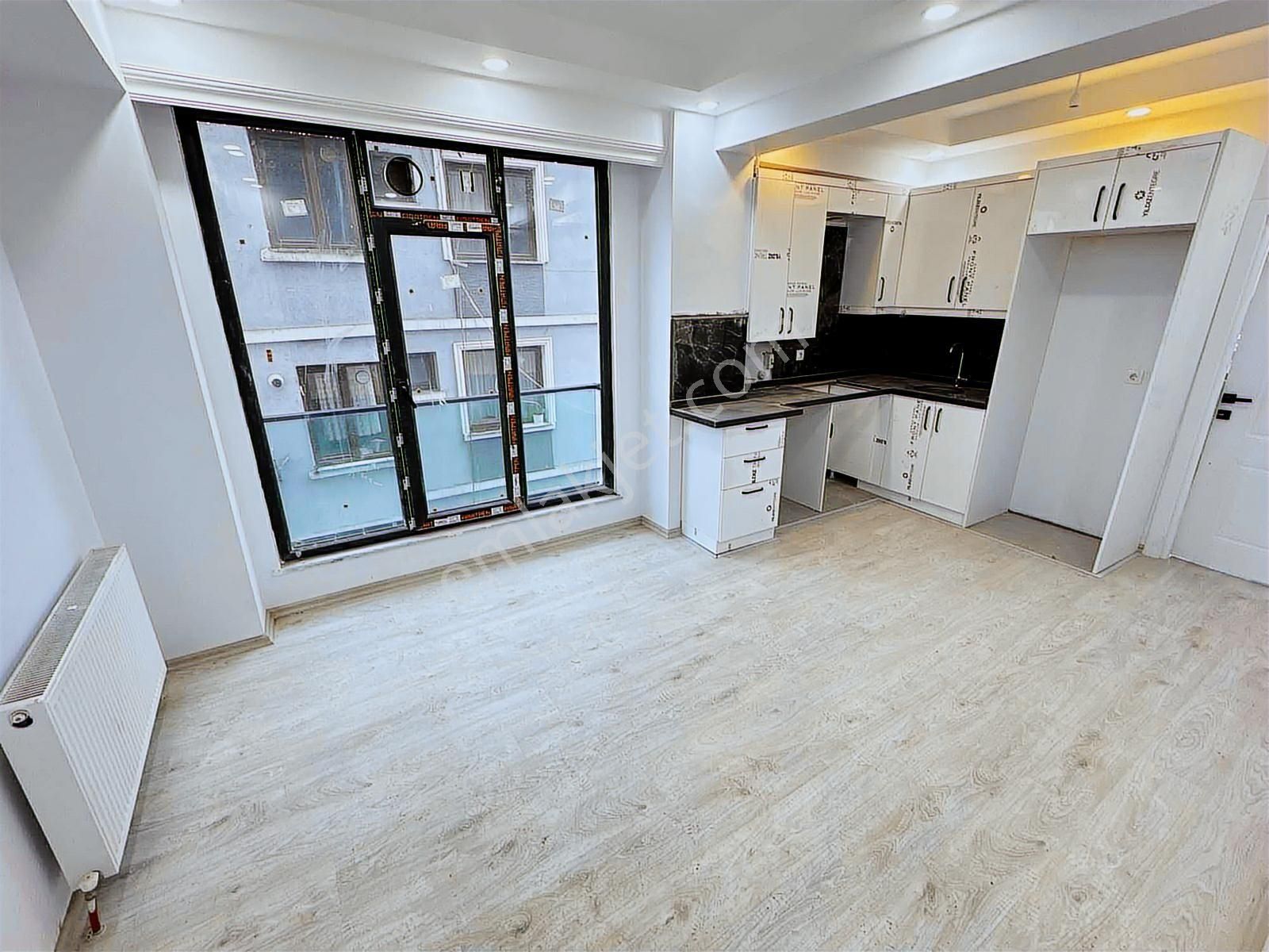 Talatpaşa Caddesi Üzerinde Yeni Binada Kiralık 1+1 Ofis Büro - Görsel 6