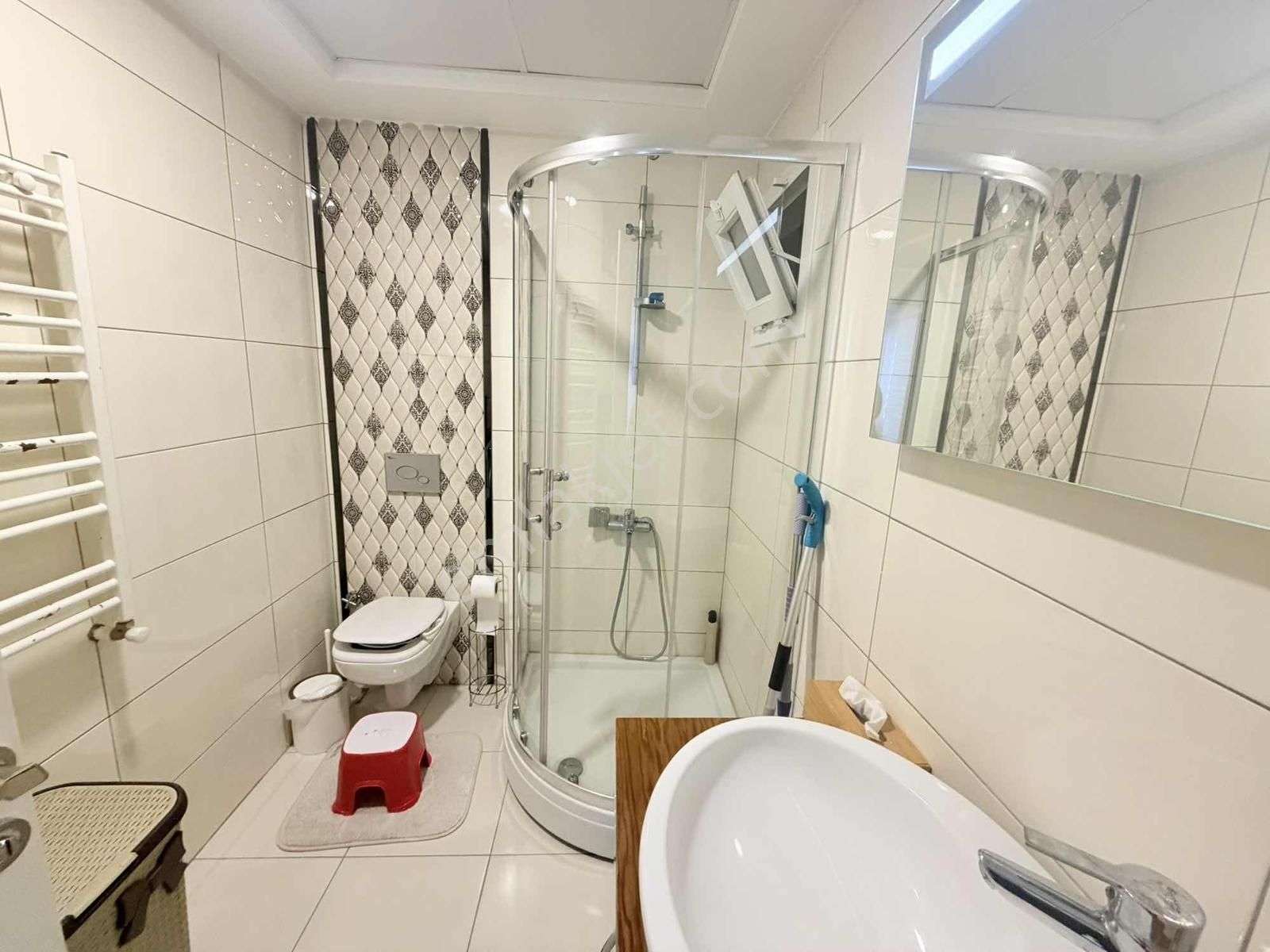 Site İçi 8 Yıllık Asansörlü Otoparklı 2+1 110 M2 Arakat Daire - Görsel 24