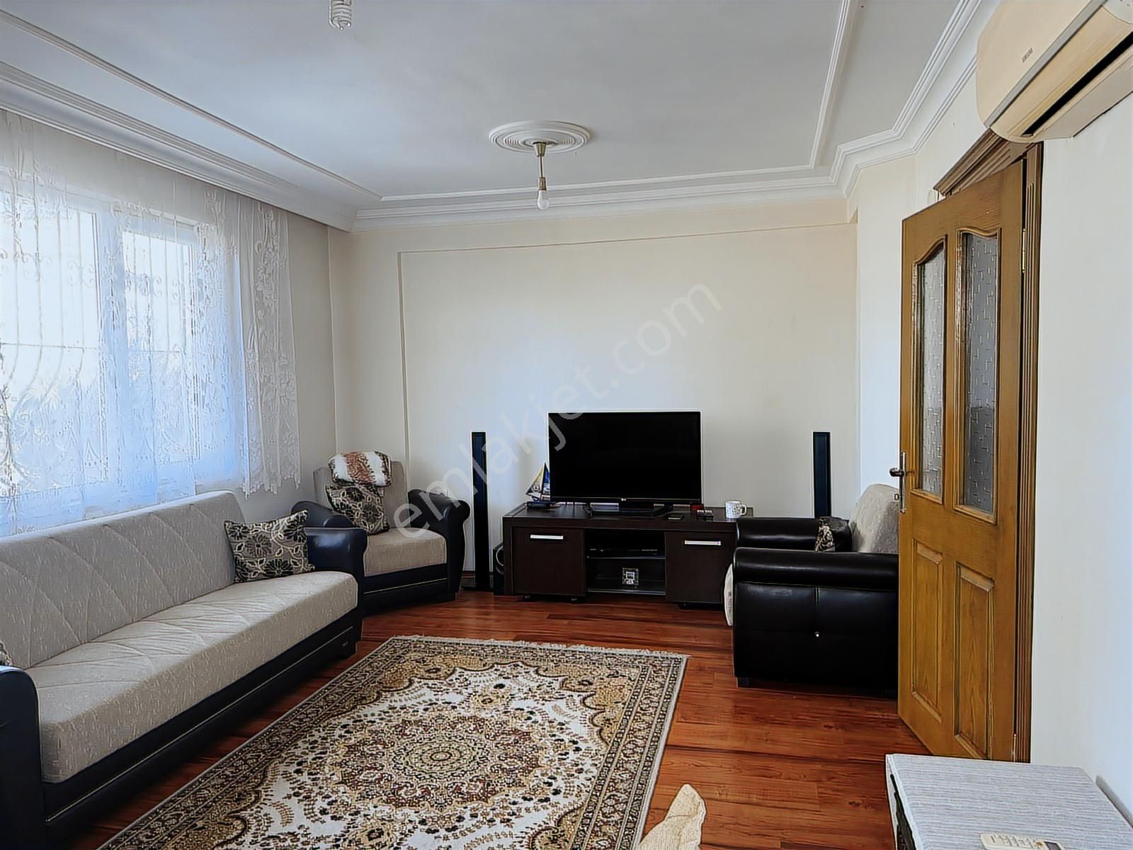 Antalya Konyaaltı Pınarbaşı Mahallesi Satılık 3+1 Bahçe Dublex