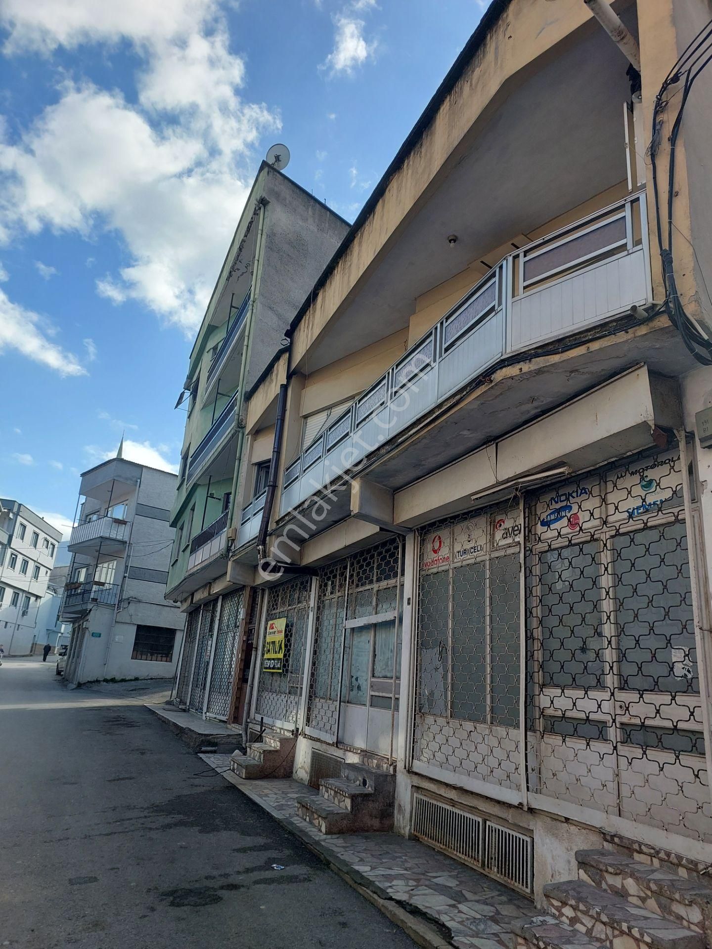 Bursa Yıldırım Beyazıt Mh Havuzlu Sk.ta Satılık İkikatlı 320m2 Köşe Müstakilev - Görsel 3