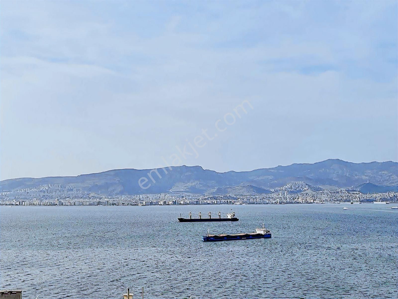 Şehit Nihat Bey Leb-i Derya Manzaralı 3+1 130 M2 Arakat