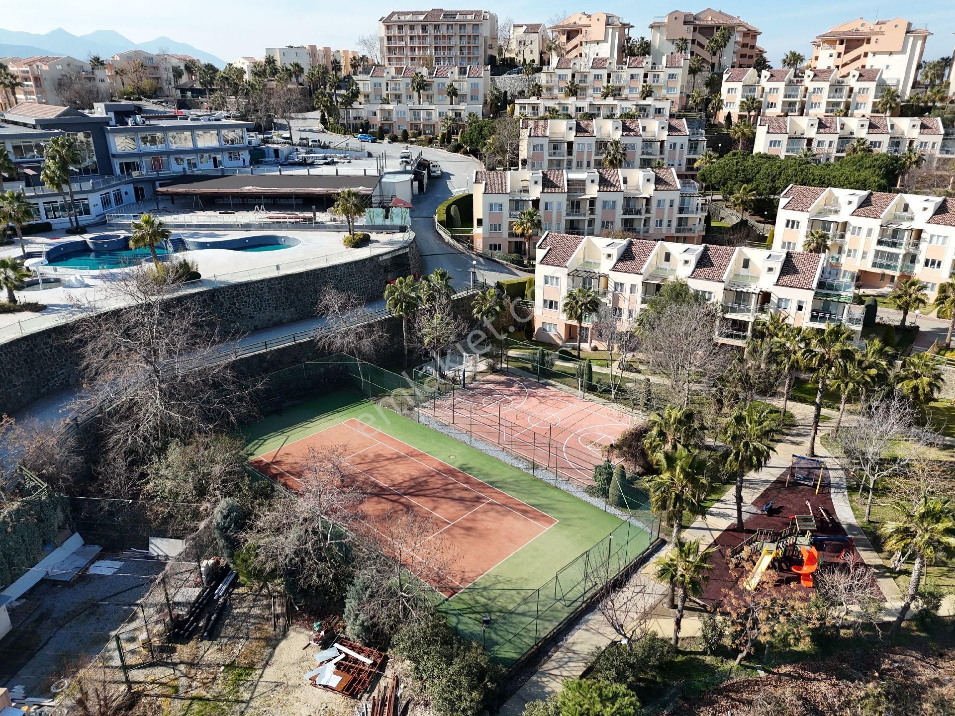 Golf Resort'te Deniz Manzaralı Full Eşyalı Sitenin En Güzel Konumunda 2+1 - Görsel 8