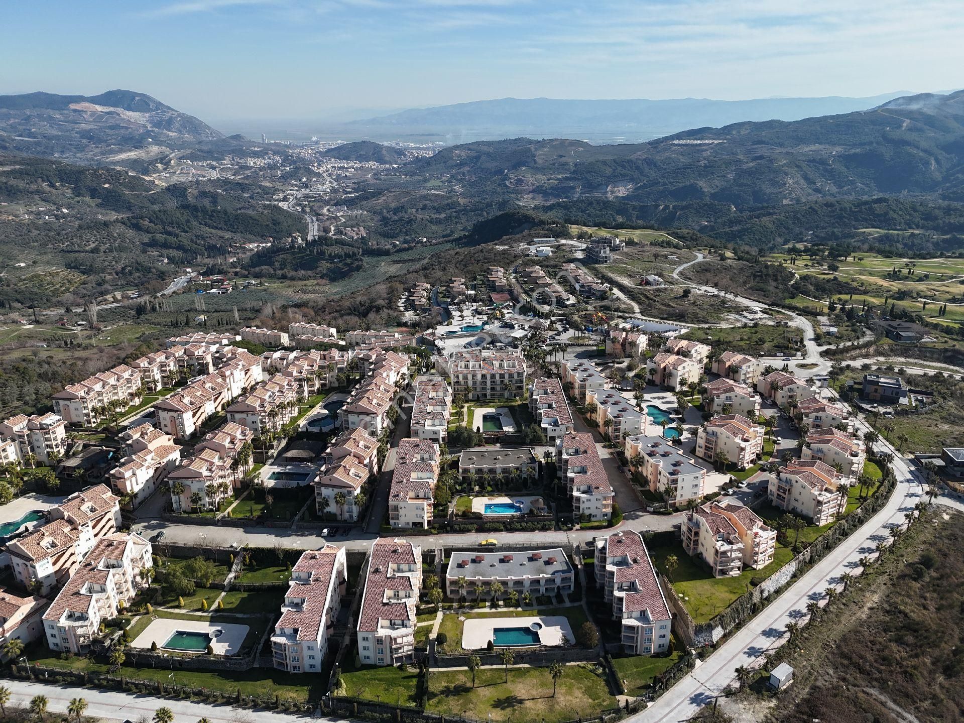 Golf Resort'te Deniz Manzaralı Full Eşyalı Sitenin En Güzel Konumunda 2+1 - Görsel 15