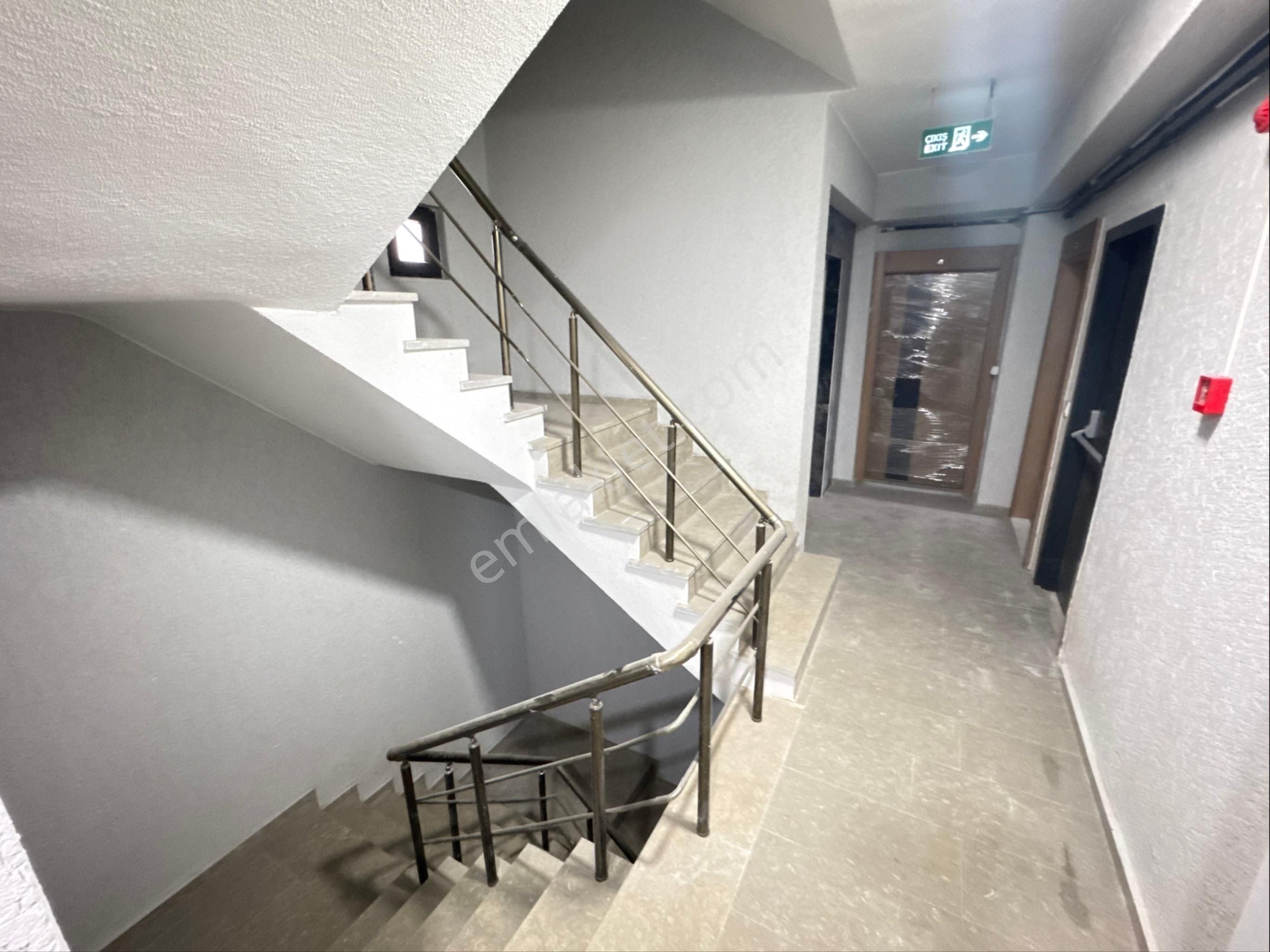 Kağıthane Talatpaşa Caddesi Üzerinde Yeni Binada Kiralık 1+1 Daire - Görsel 3