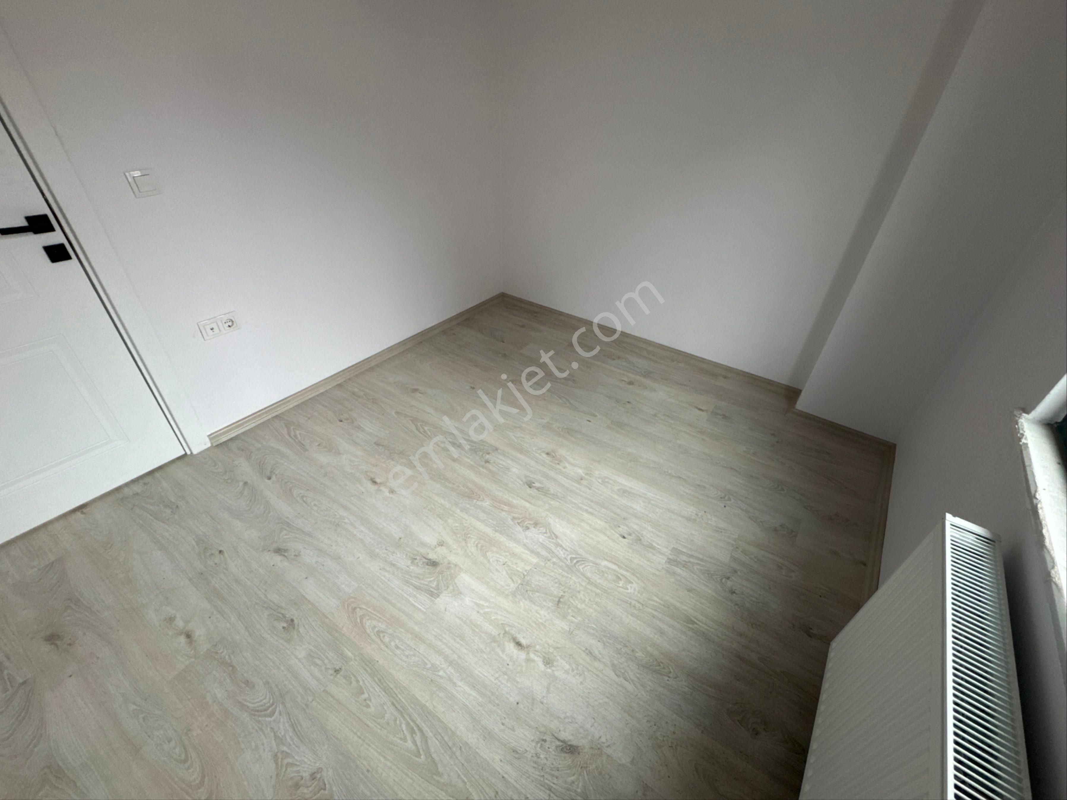 Kağıthane Talatpaşa Caddesi Üzerinde Yeni Binada Kiralık 1+1 Daire - Görsel 17