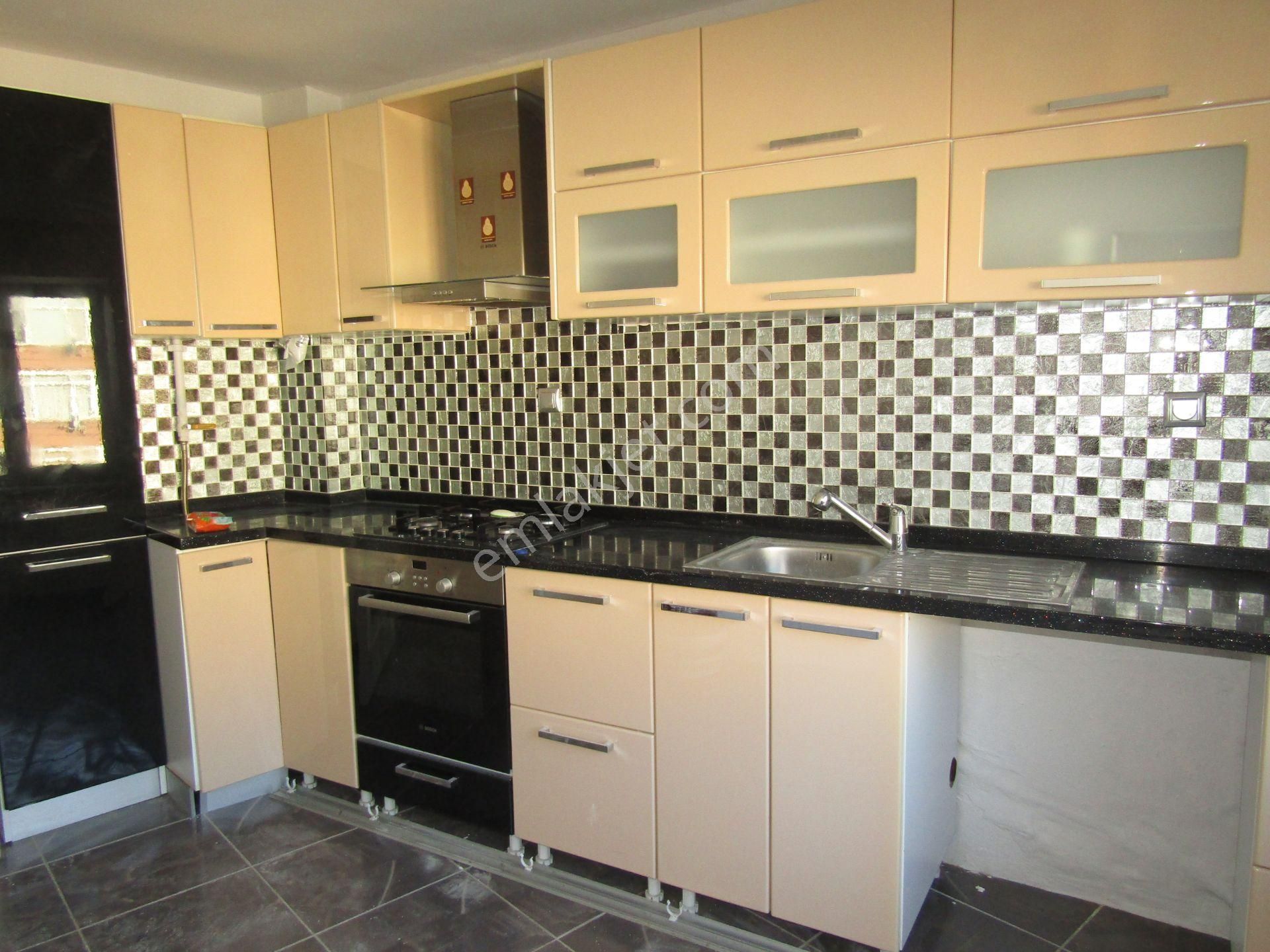 Yıldırımumurbey Çimencd 2+1 120m2 5.kat(içi Yapılı,ankastre Mutfaklı) Kiralık Daire - Görsel 4