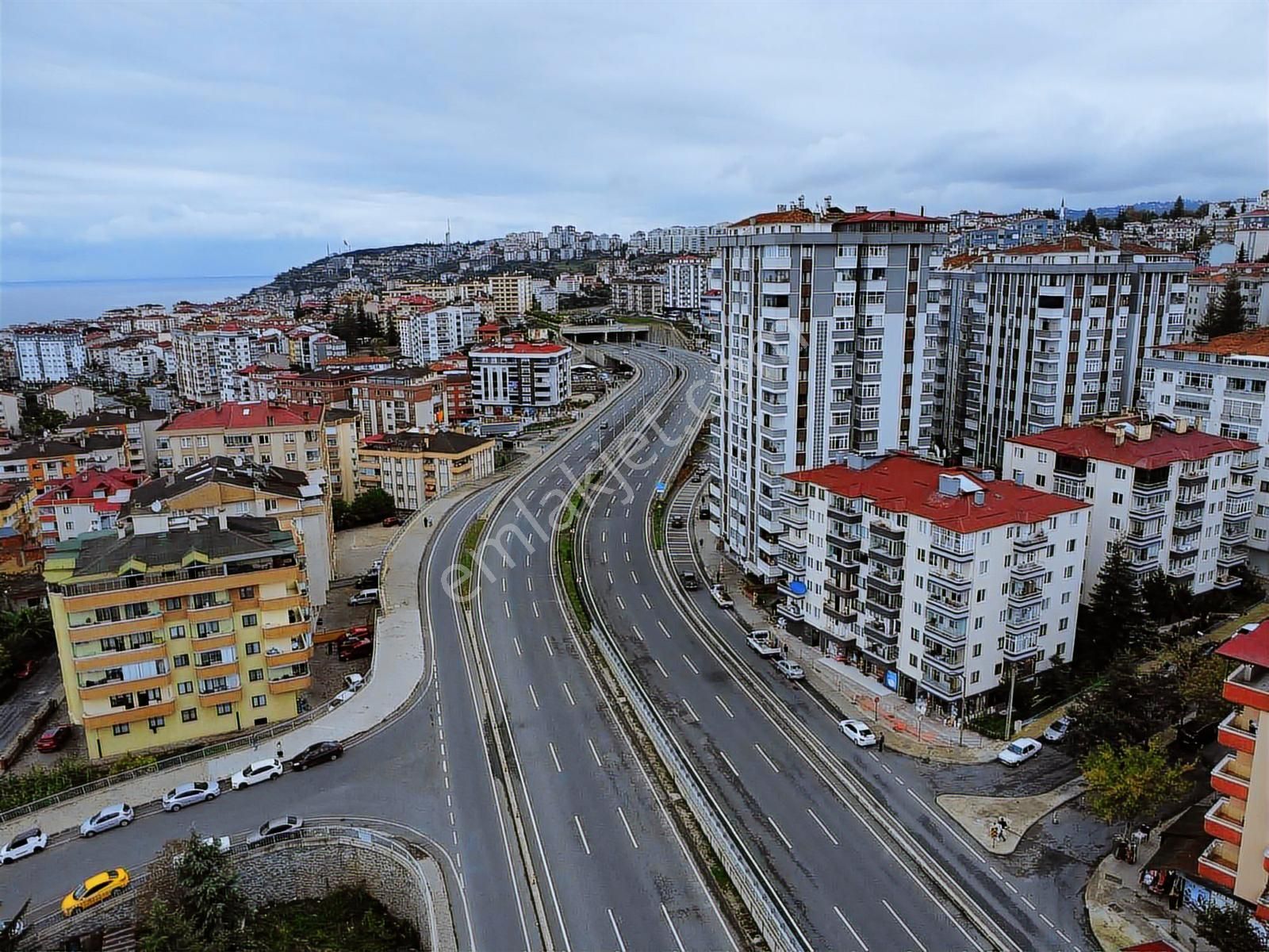 Trabzon Merkezde Deniz Manzaralı Fırsat Daire - Görsel 29