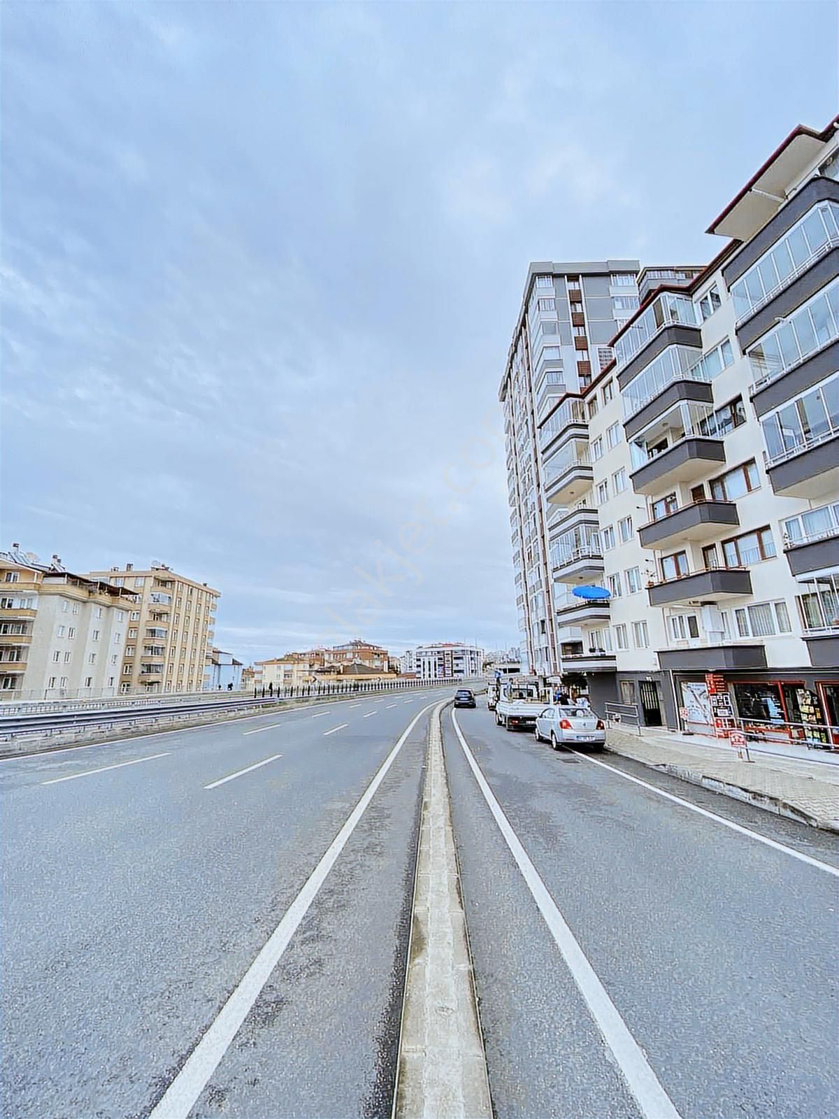 Trabzon Merkezde Deniz Manzaralı Fırsat Daire - Görsel 32