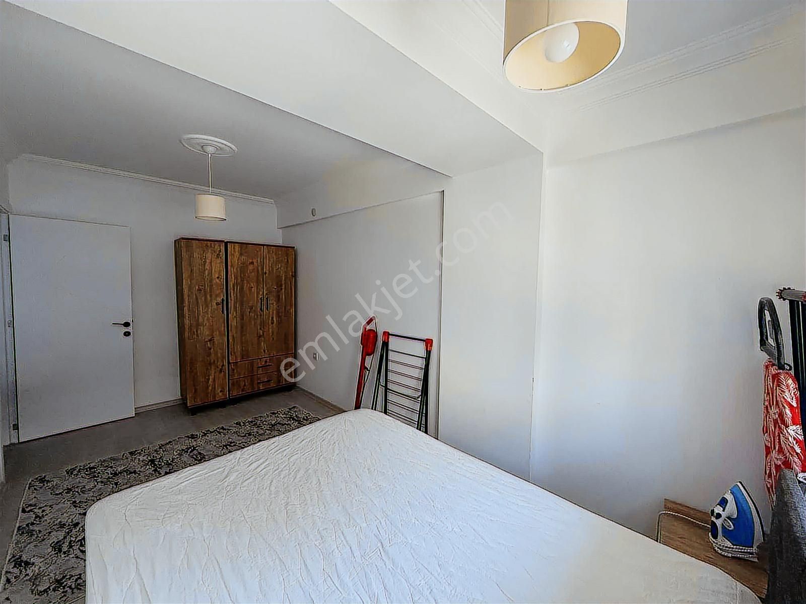 Seyrek'te Yeni Binada Kombili Eşyalı Kiralık 1+1 - Görsel 4