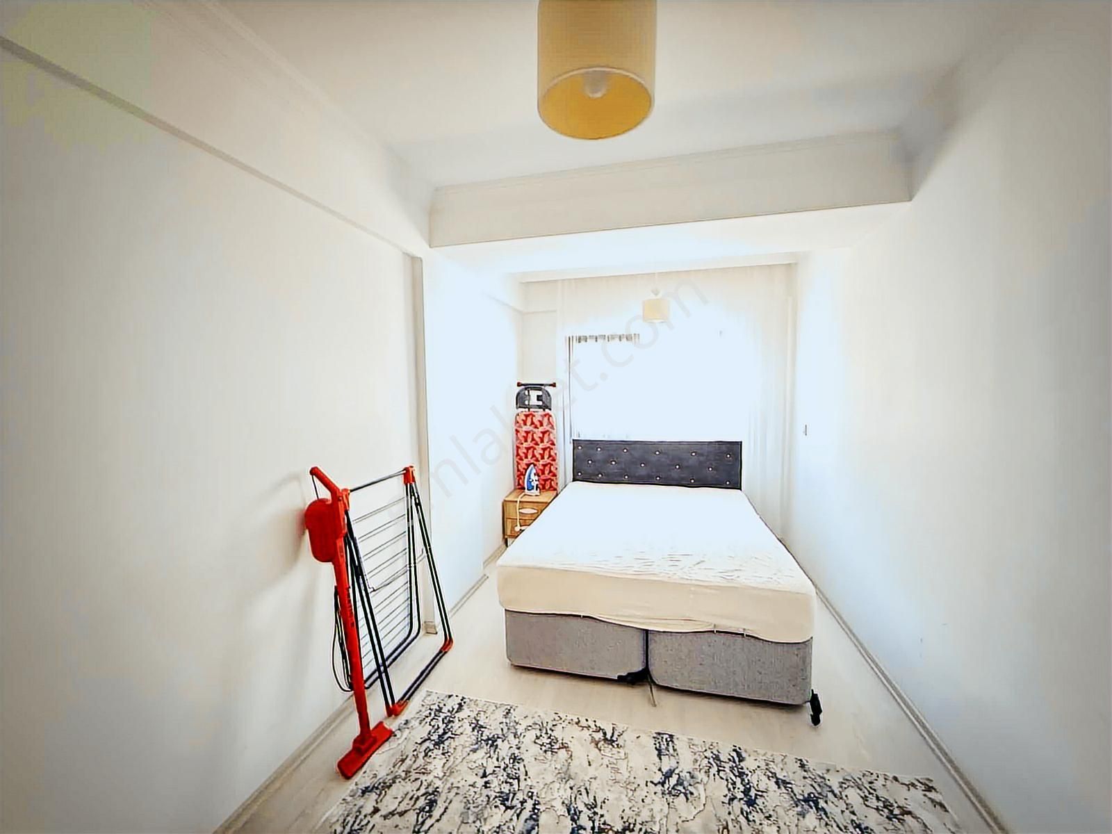 Seyrek'te Yeni Binada Kombili Eşyalı Kiralık 1+1 - Görsel 6