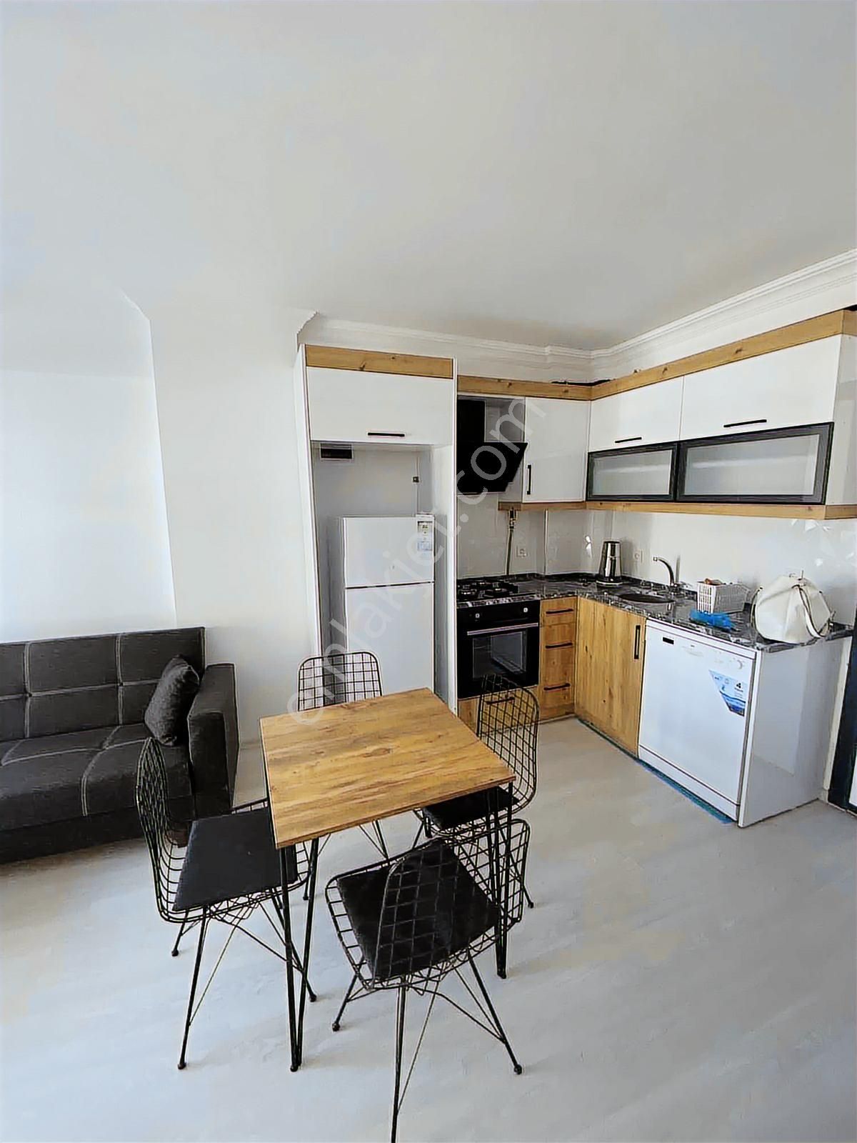 Seyrek'te Yeni Binada Kombili Eşyalı Kiralık 1+1 - Görsel 13