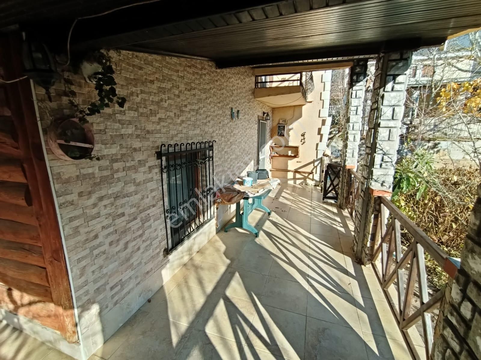 Bayındır Çınardibi Köyüne Yakın Sitede Eşyalı Müstakil Dağ Evi - Görsel 12