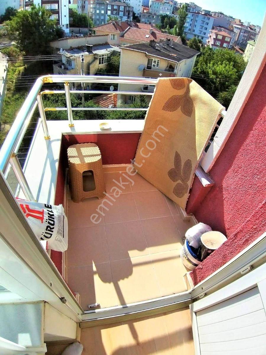 Agm Den Nusratiye Mahallesinde 2+1 Eşyalı Kiracılı Ara Kat Daire - Görsel 6