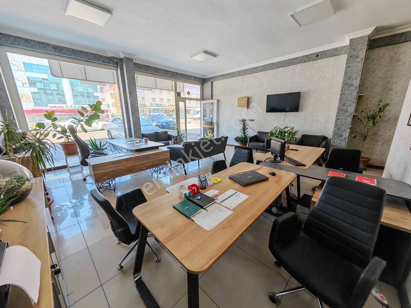 Özkır*emlak'tan*fırsat*yatırımlık*her*işe*uygun*cadde*üzeri*240m - Görsel 17