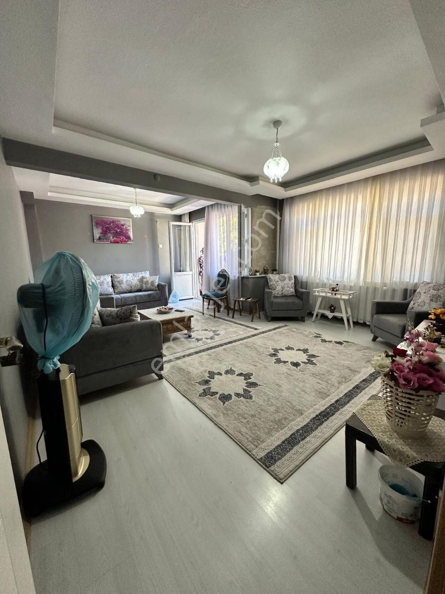 Şeyhsinan Mahallesinde Kiracılı Yatırımlık 3+1 Daire Fırsatııı - Görsel 6