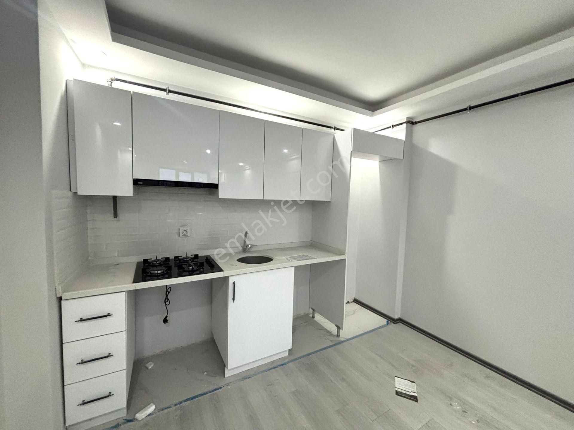 **eryıldız İnşaat'tan**acill Kombili Ankastreli K.otoparklı 1+1* - Görsel 8