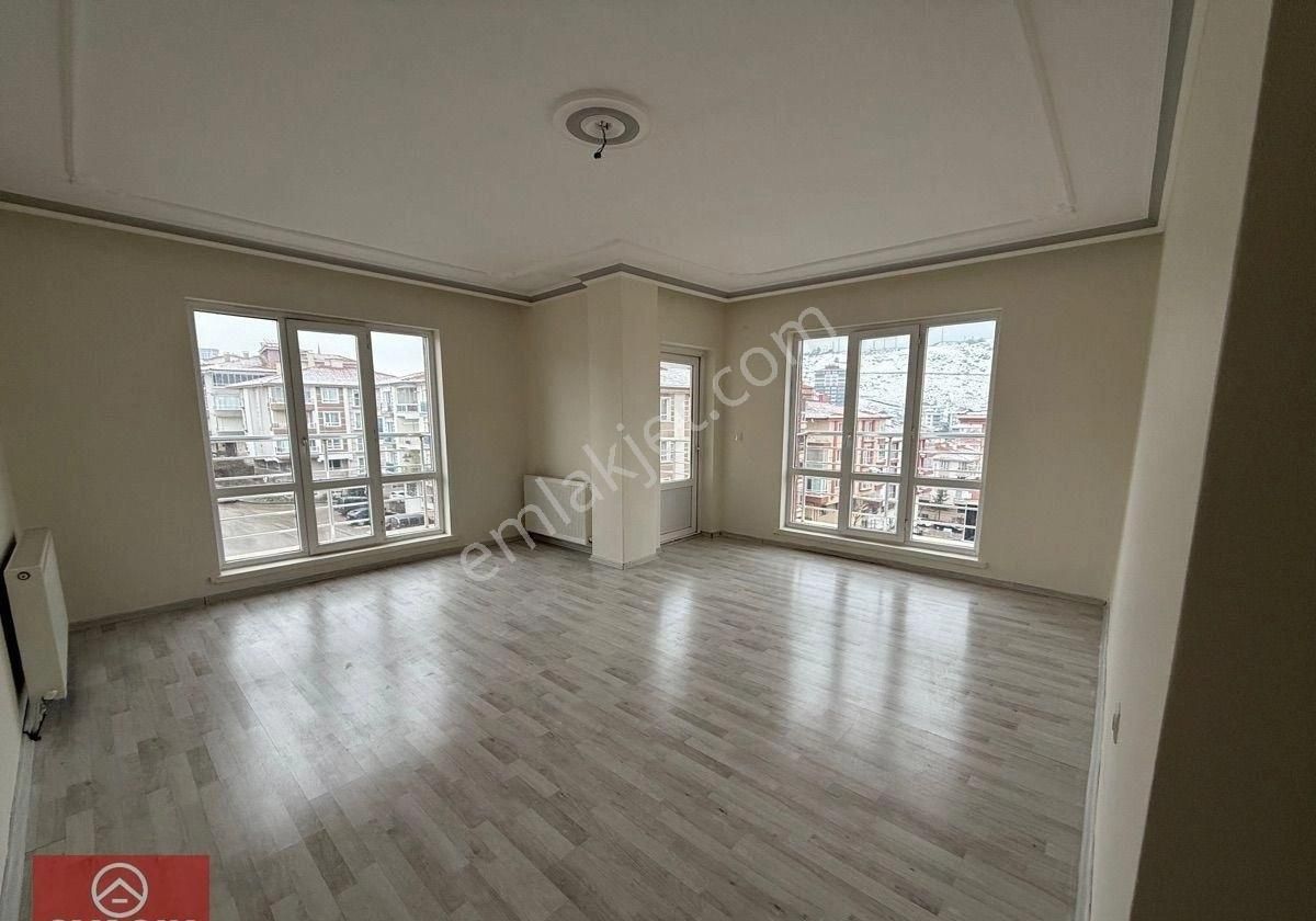 Kiralık Daire Asansörlü Yeni Bina Ön Cephe 3+1 Geniş Kiralık Daire Kapalı Garajlı