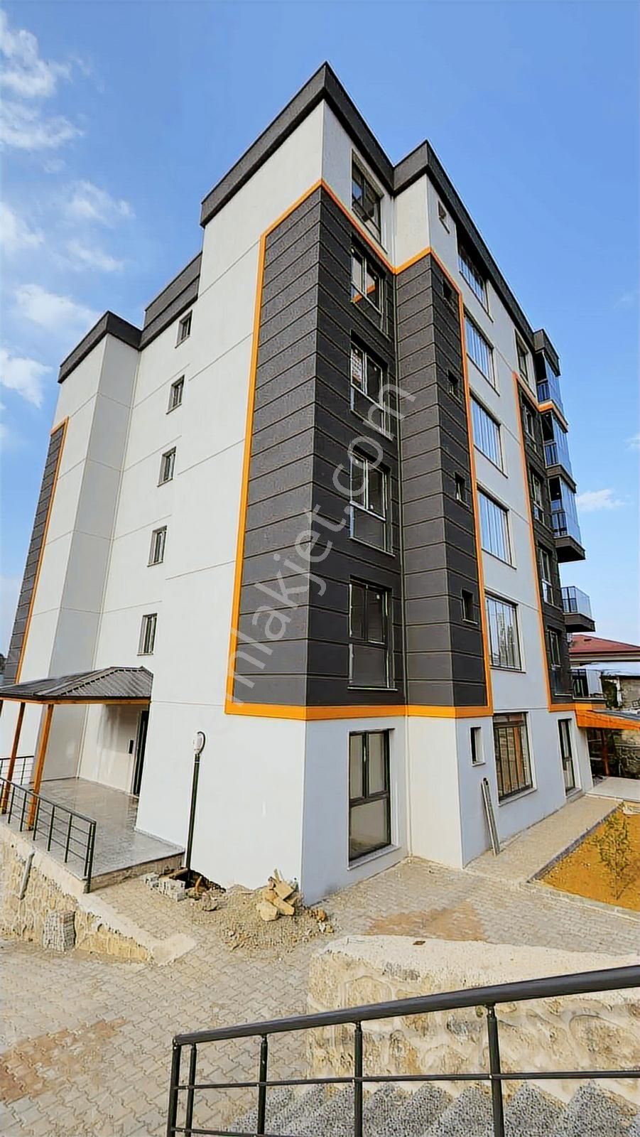 Trabzonda Sıfır Fırsat Daire - Görsel 13