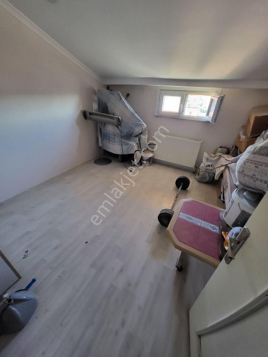 Koru Emlak'tan:2+1 Son Kat Fırsat Daire Satılıktır - Görsel 13