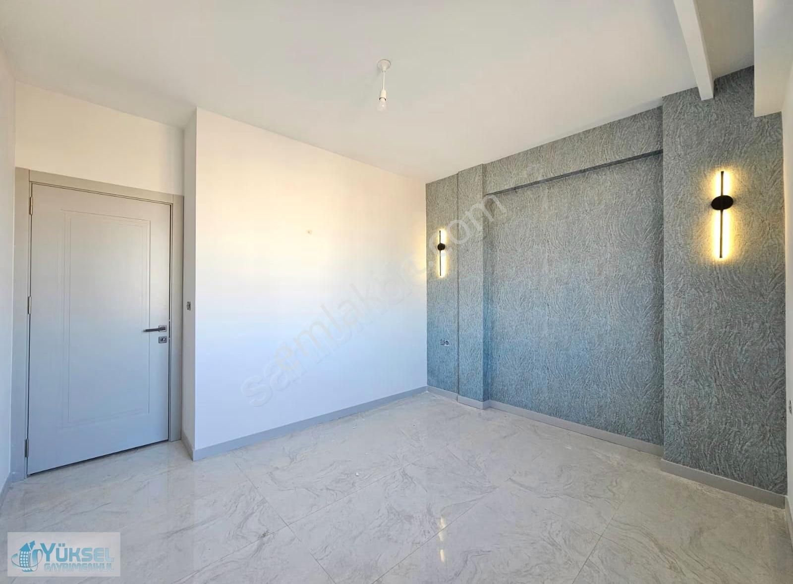 Yüksel Gayrimenkulden Caddeye Yakın Lüks Satılık Fırsat Daireler - Görsel 3