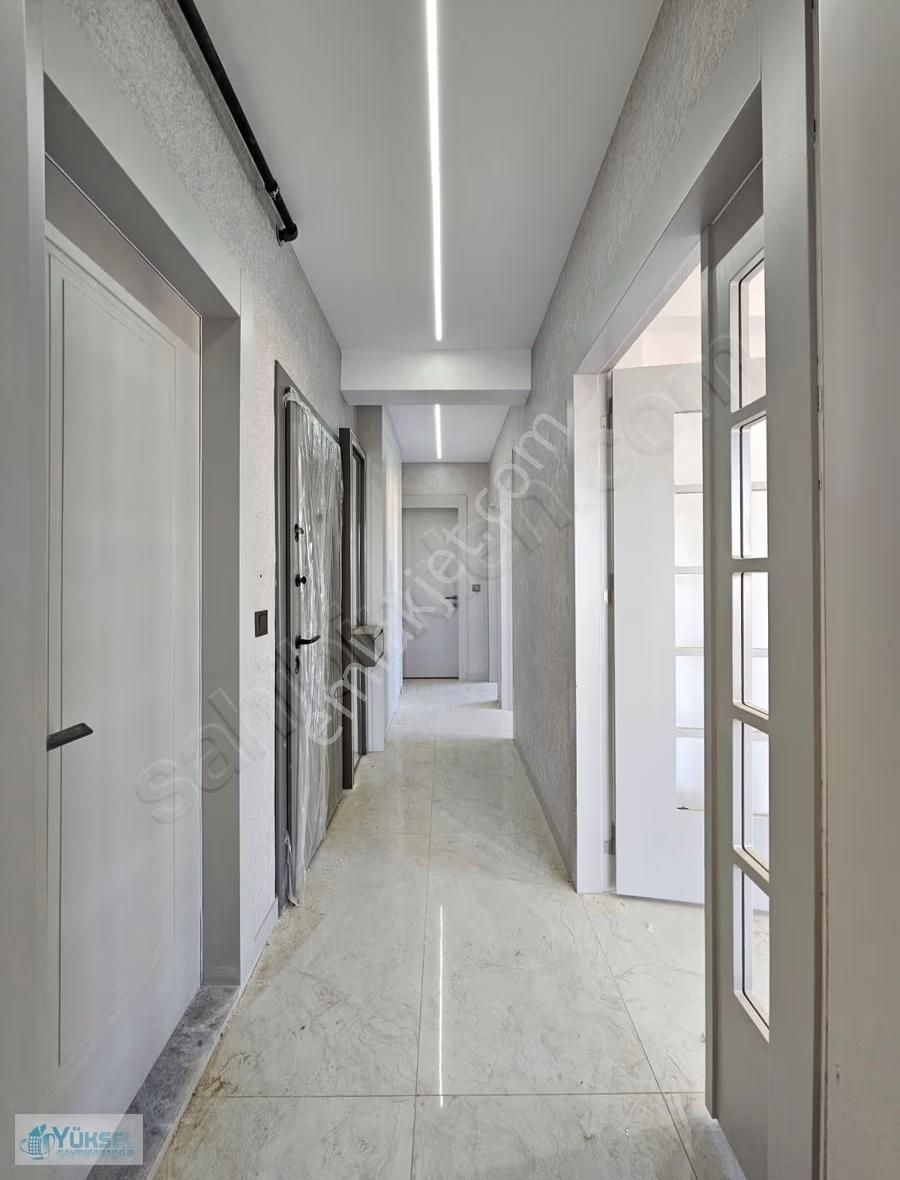 Yüksel Gayrimenkulden Caddeye Yakın Lüks Satılık Fırsat Daireler - Görsel 5