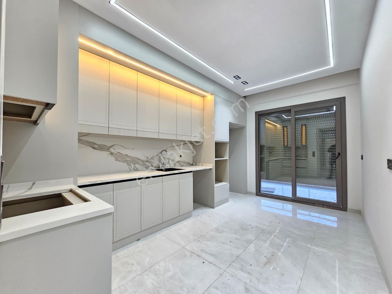 Denizli Şemikler Mahallesinde Cadde Üstünde Lüks Panjurlu Satılık Daireler - Görsel 2