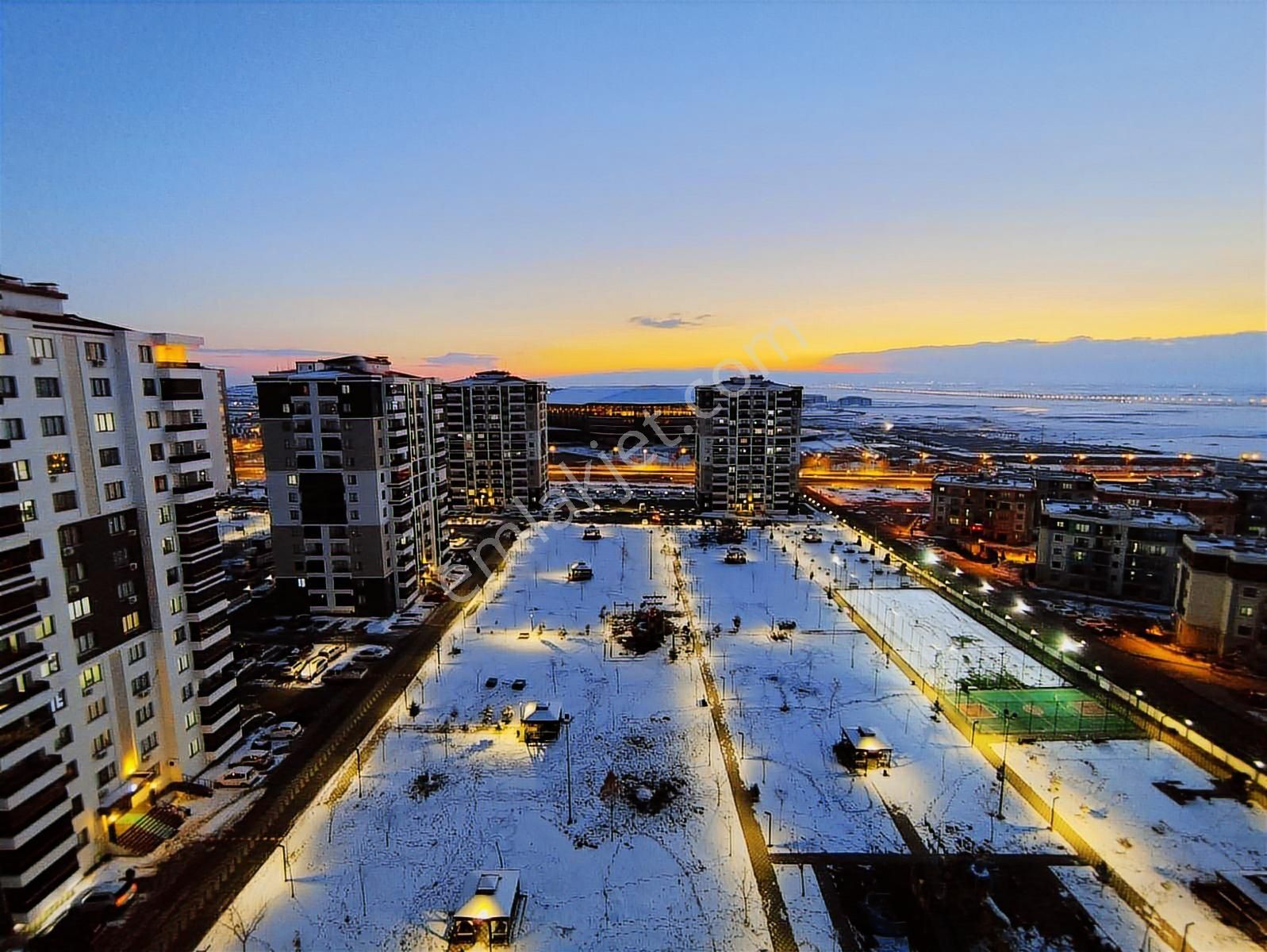 New Life'den Stadyum Manzaralı Kiralık 2+1 Geniş Daire - Görsel 20