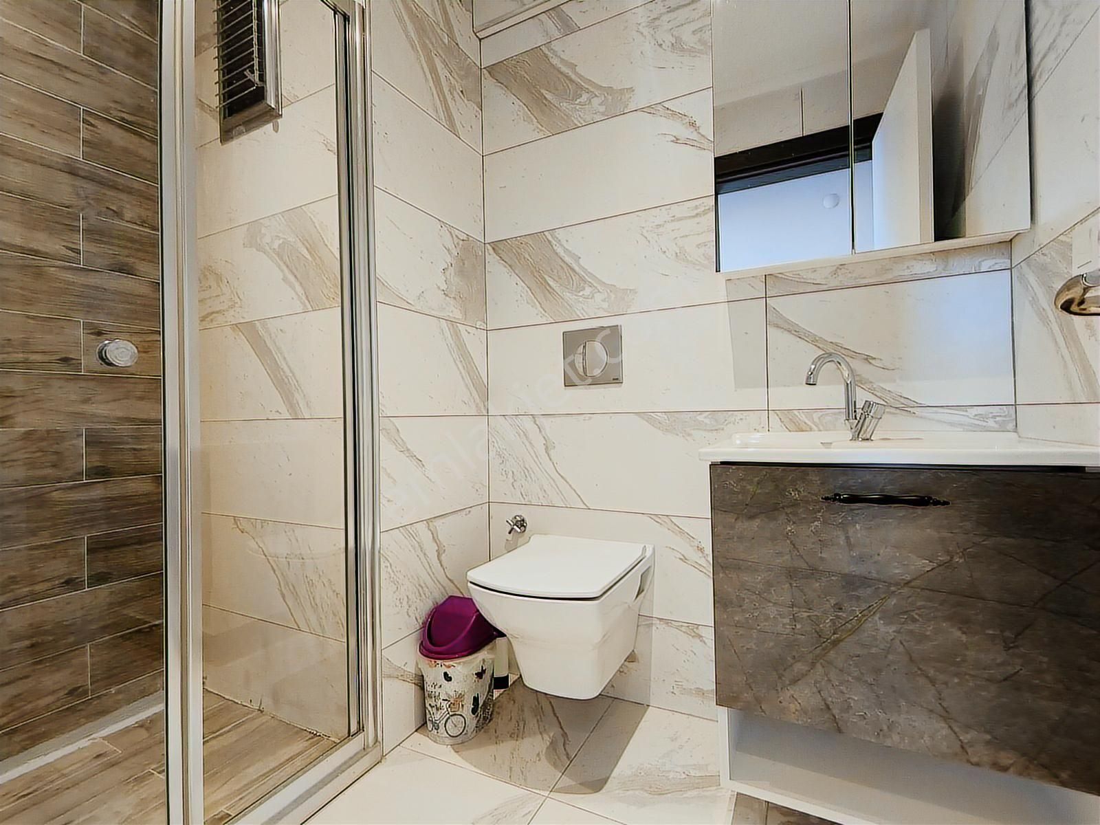 Damla Green De Deniz Manzaralı 2+1 Eşyalı Satılık Köşe Daire - Görsel 24