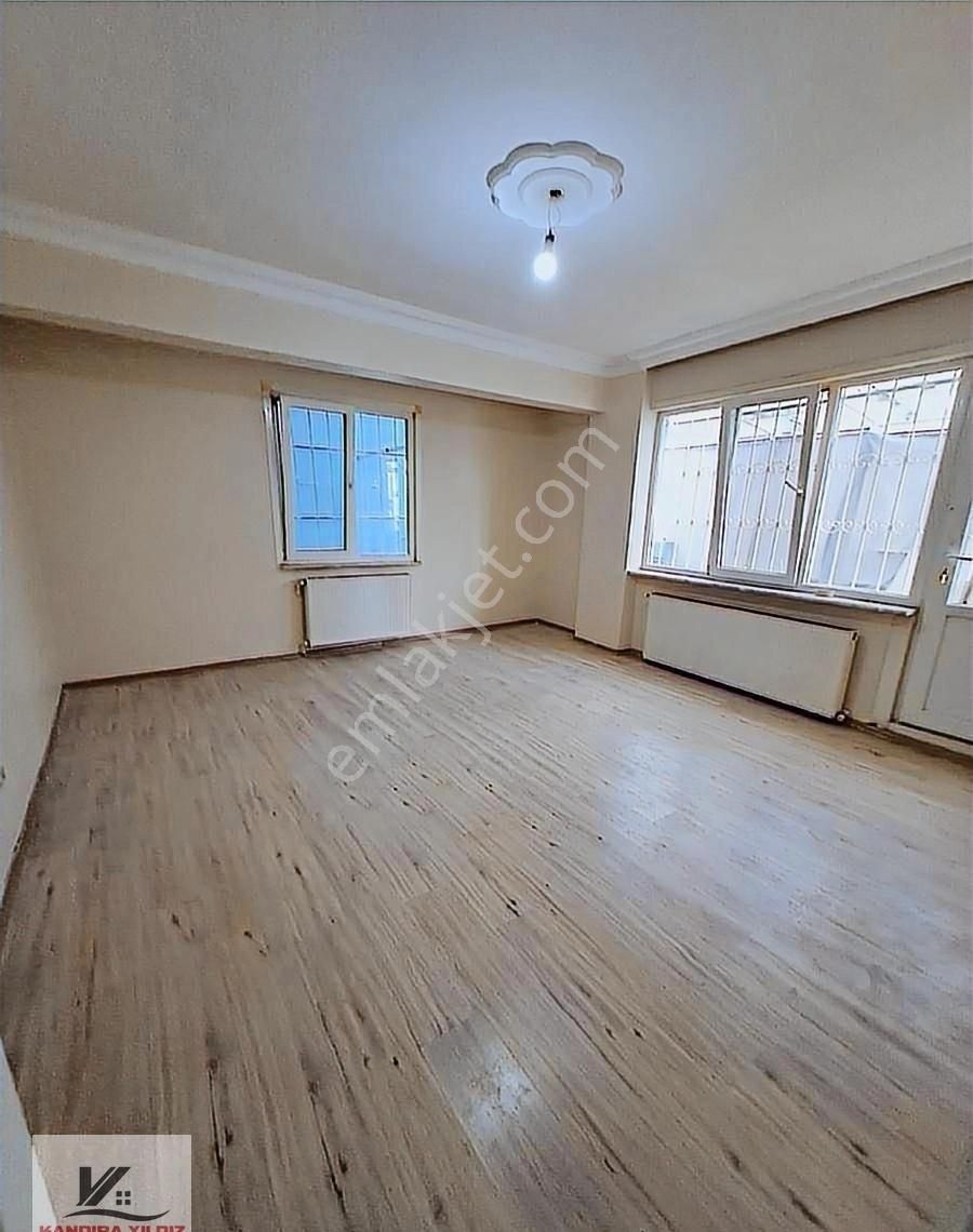 Namık Kemalde Kat İrtifaklı 2 + 1 İçi Boş 90 M2 Satılık Daire