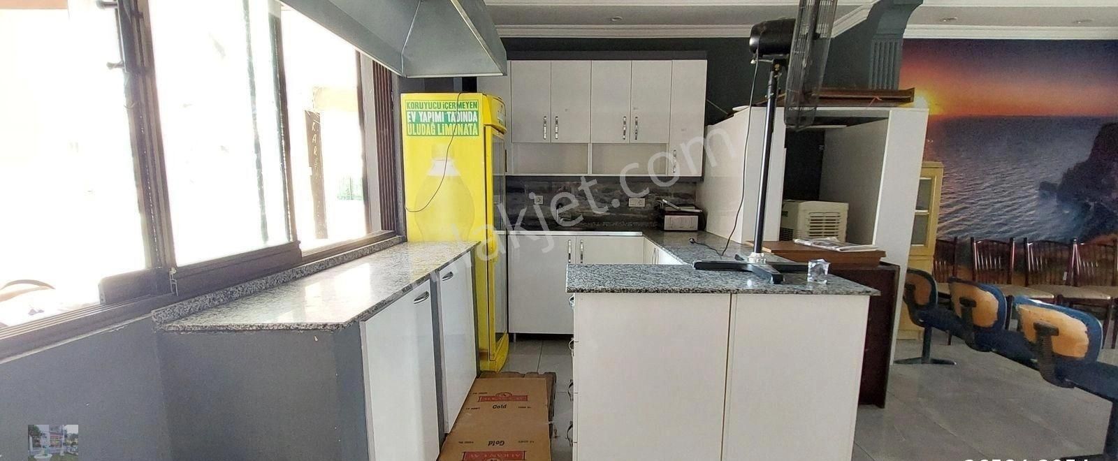 Karşıyaka Zübeyde Hnm Mah İş Merkezinde 80m2 Büro Ofis Kiralık - Görsel 12