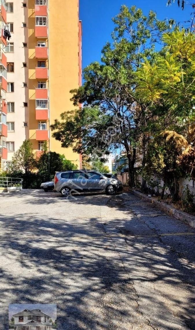 Genç Emlaktan Örnek Mahallesinde Yıldız Blokta 2,5+1 Full Yapılı Satılık Daire - Görsel 12