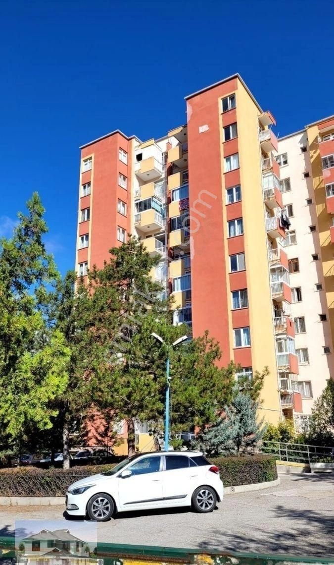 Genç Emlaktan Örnek Mahallesinde Yıldız Blokta 2,5+1 Full Yapılı Satılık Daire - Görsel 21