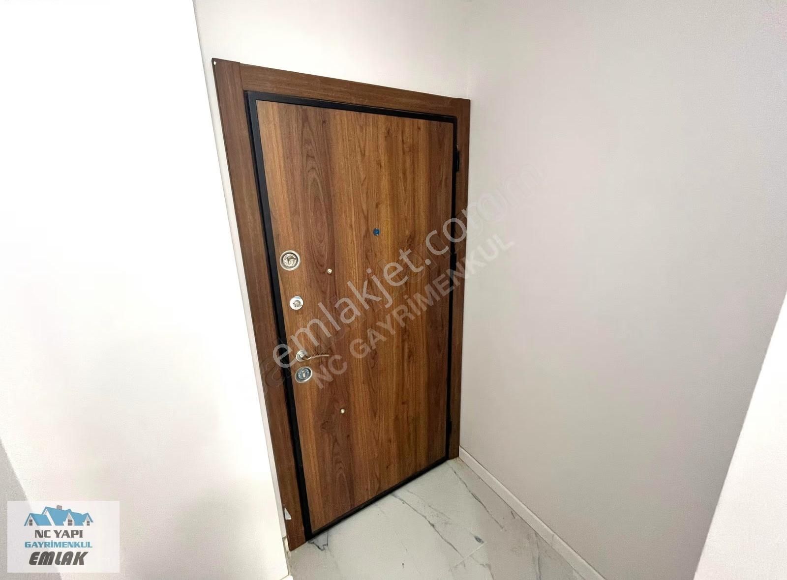 Ümraniye Dudulluda Meydana Ve Metroya Yakın 2+1 Sıfır Daire - Görsel 21