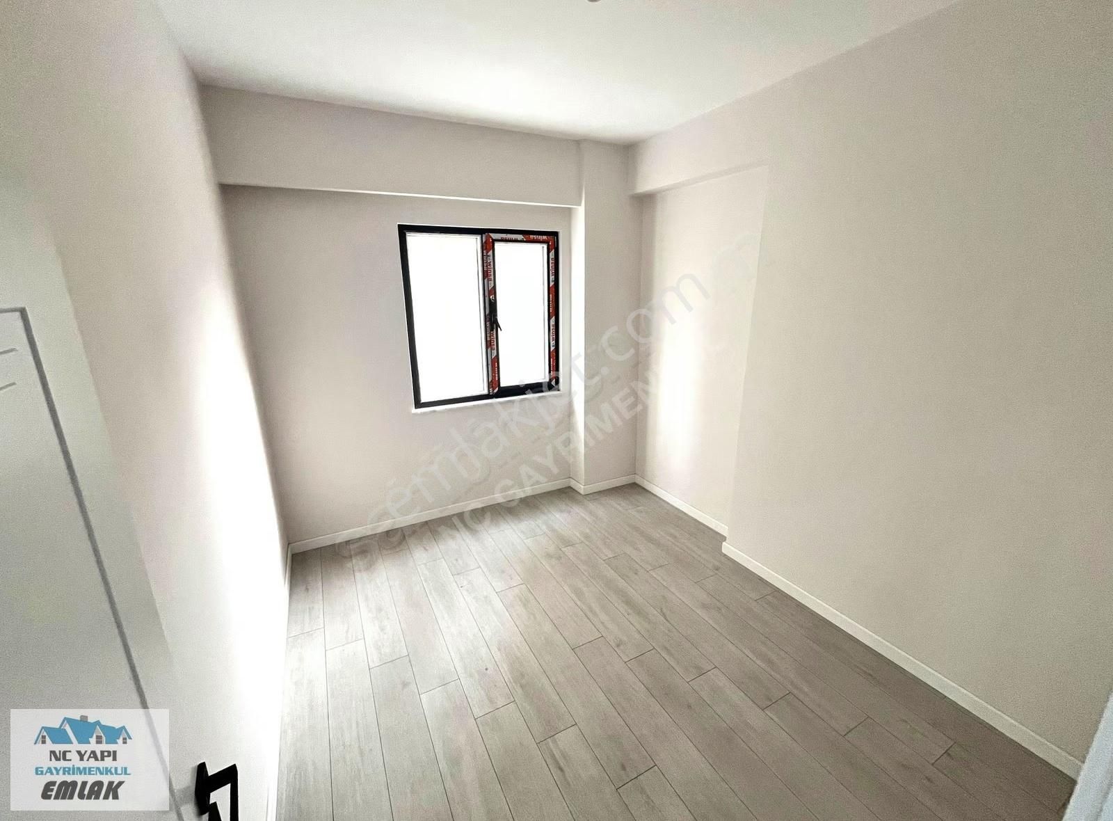 Ümraniye Dudulluda Meydana Ve Metroya Yakın 2+1 Sıfır Daire - Görsel 18